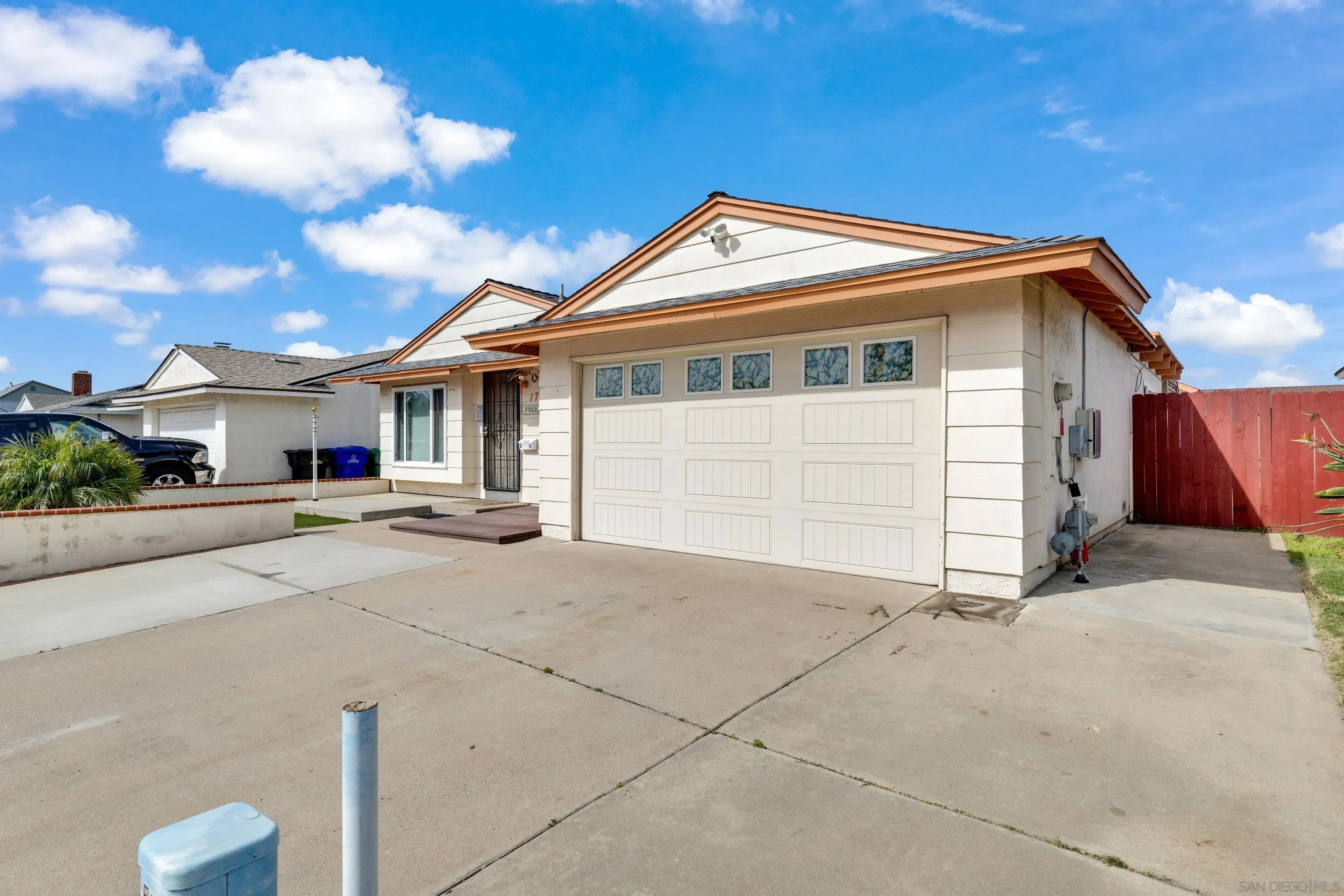 https://cdn.realtyfeed.com/cdn/127/260004015/4c73c354b5d63b939c3b2575e19a305d.webp