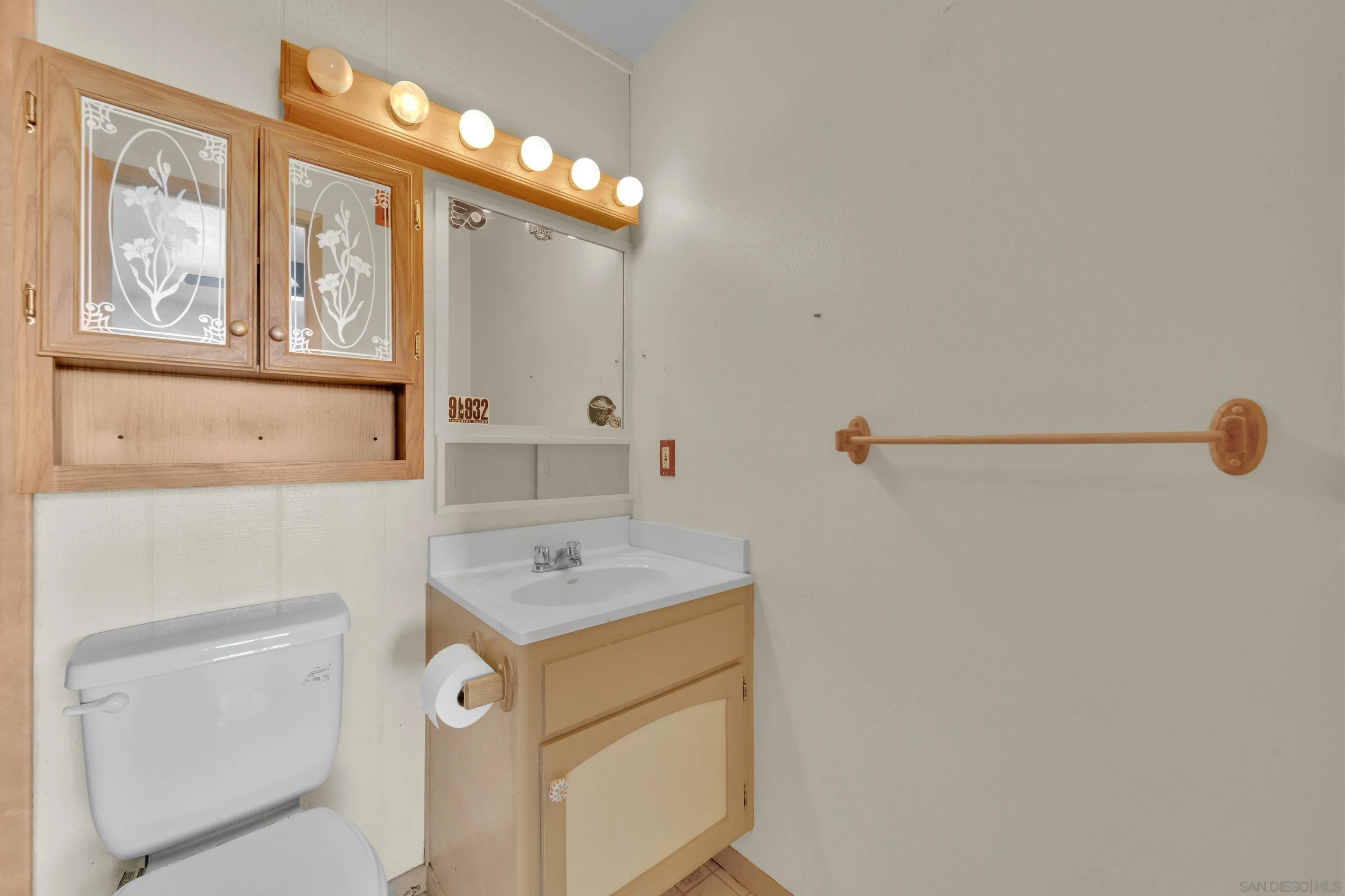 https://cdn.realtyfeed.com/cdn/127/260004015/68360258d6bd71ca5343a3f08298e7f7.webp