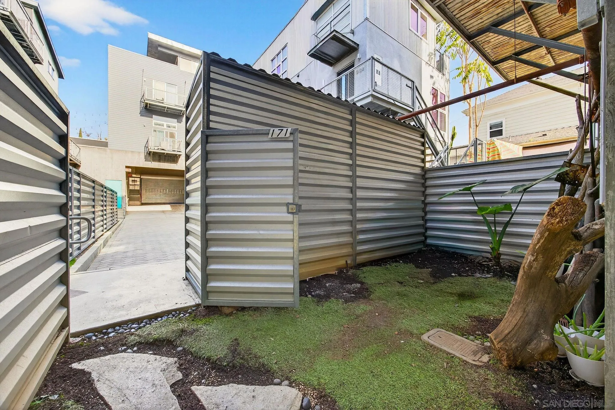 Photo #34: 260004018 Listing: Photo #34