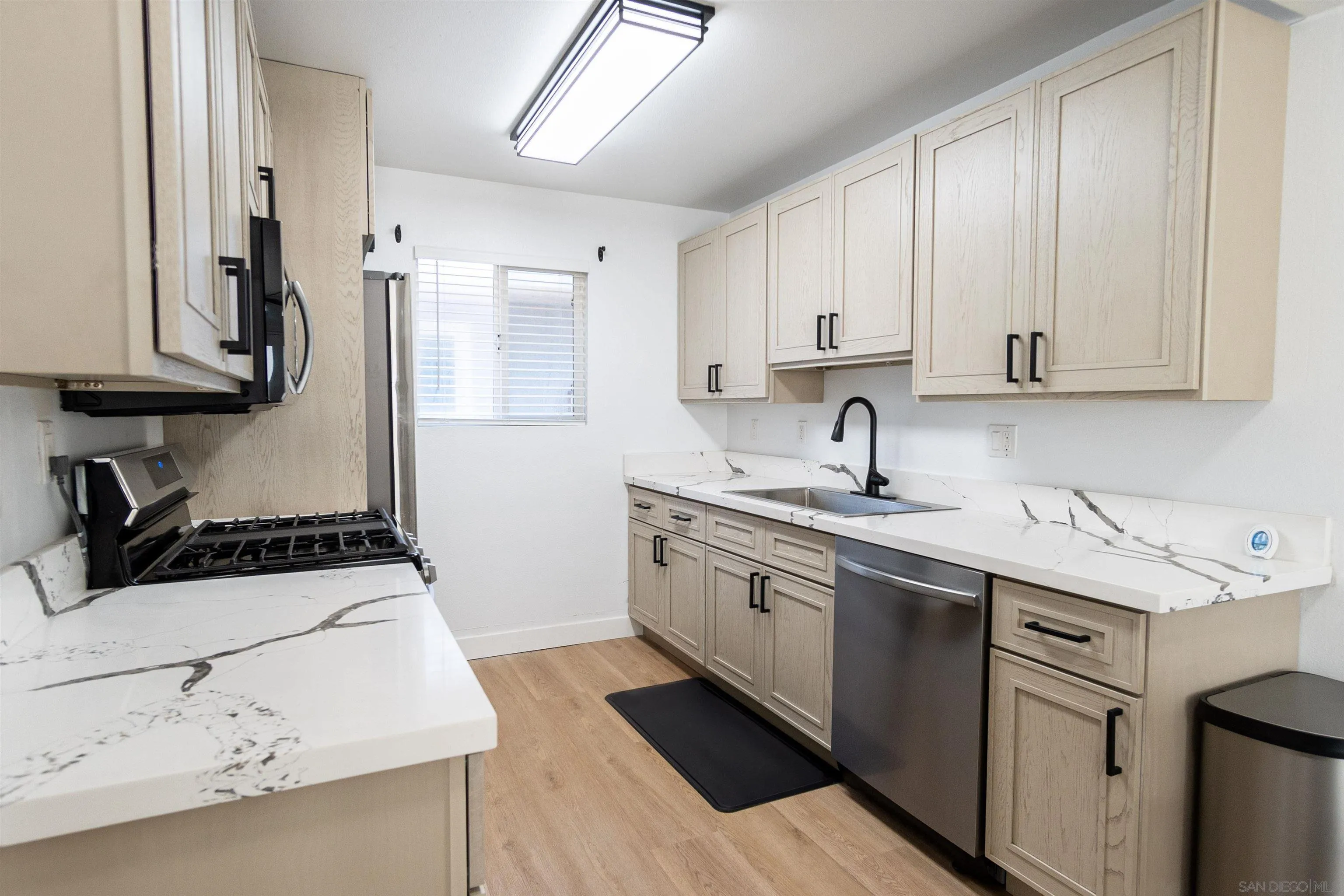 Photo #8: 260004022 Listing: Photo #8