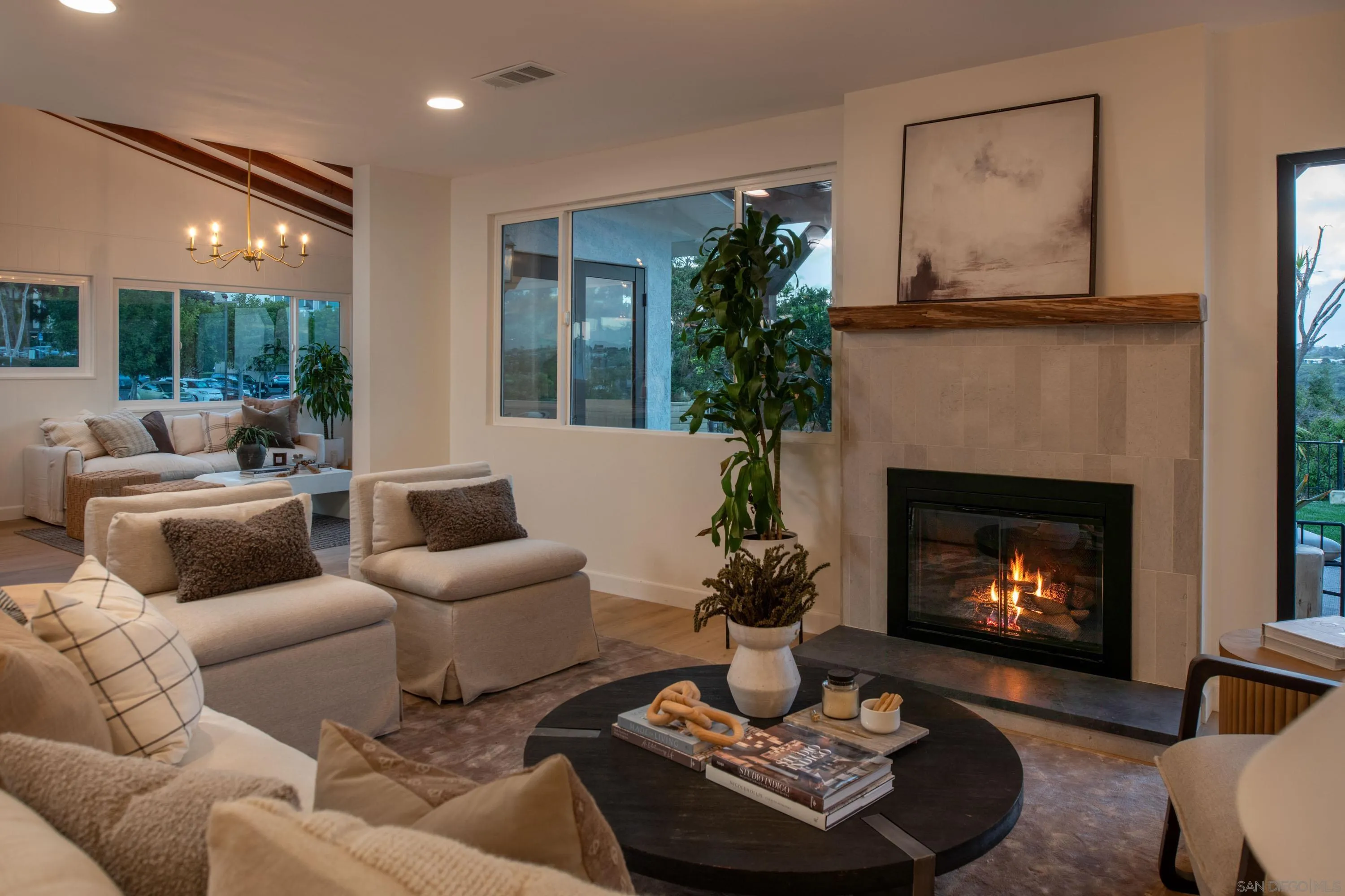 https://cdn.realtyfeed.com/cdn/127/260004030/2bce0017f02dbe0f5077ccf5668e0c77.webp