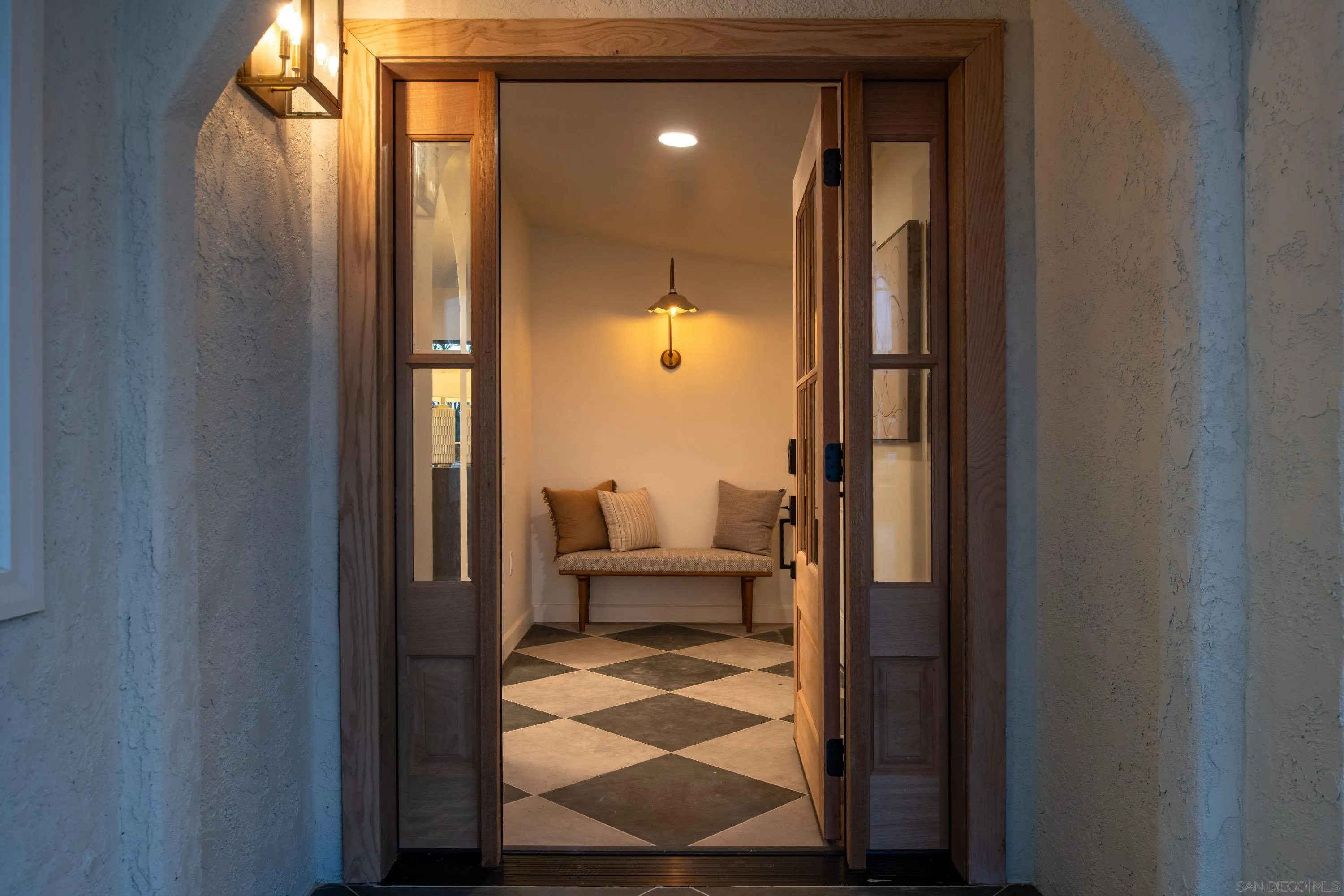 https://cdn.realtyfeed.com/cdn/127/260004030/76c153b4795d2aa8a3fd9e95ad8851d6.webp