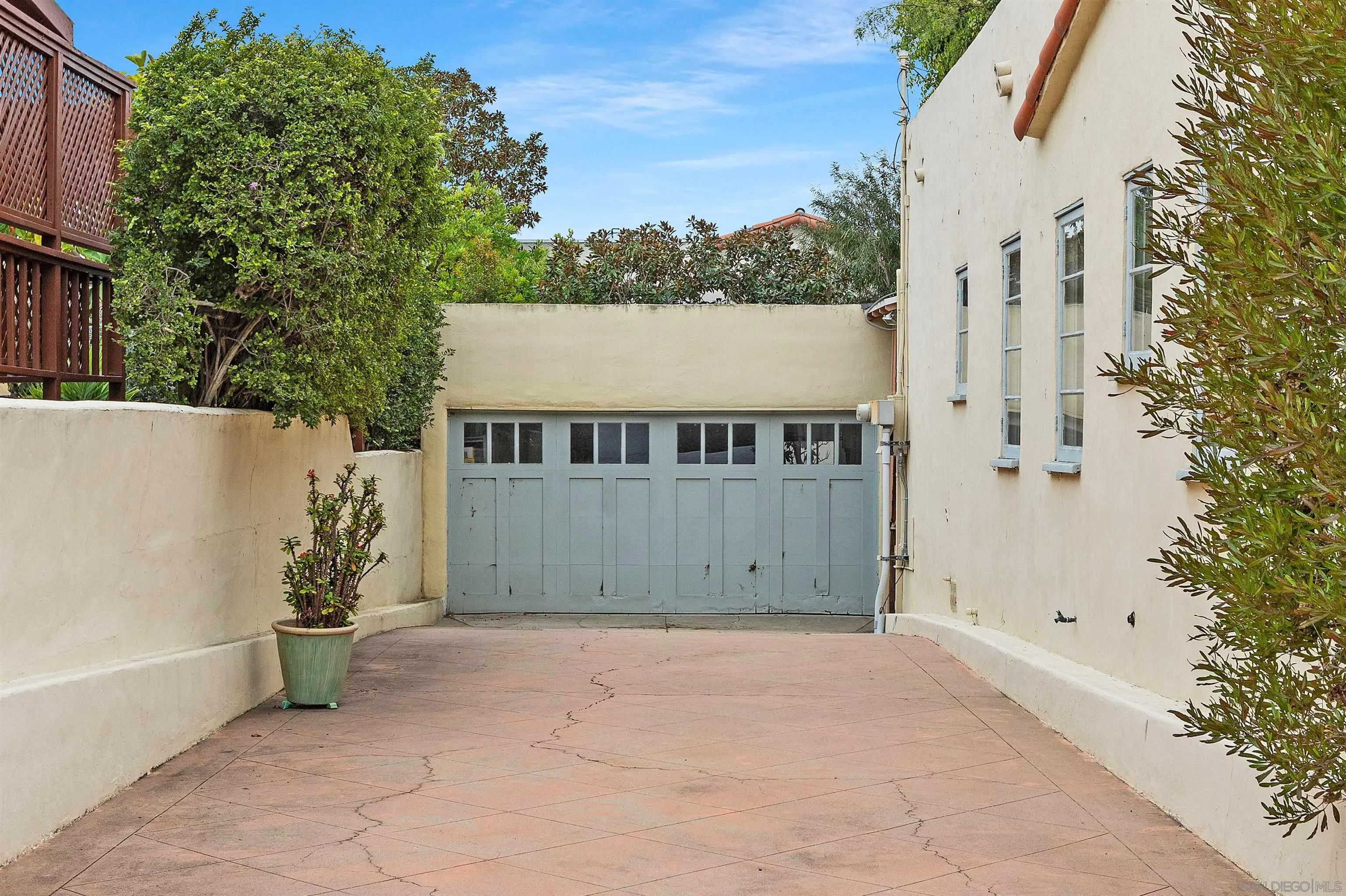 https://cdn.realtyfeed.com/cdn/127/260004036/5d6a0be20a750ae127c4eb154e44f966.webp