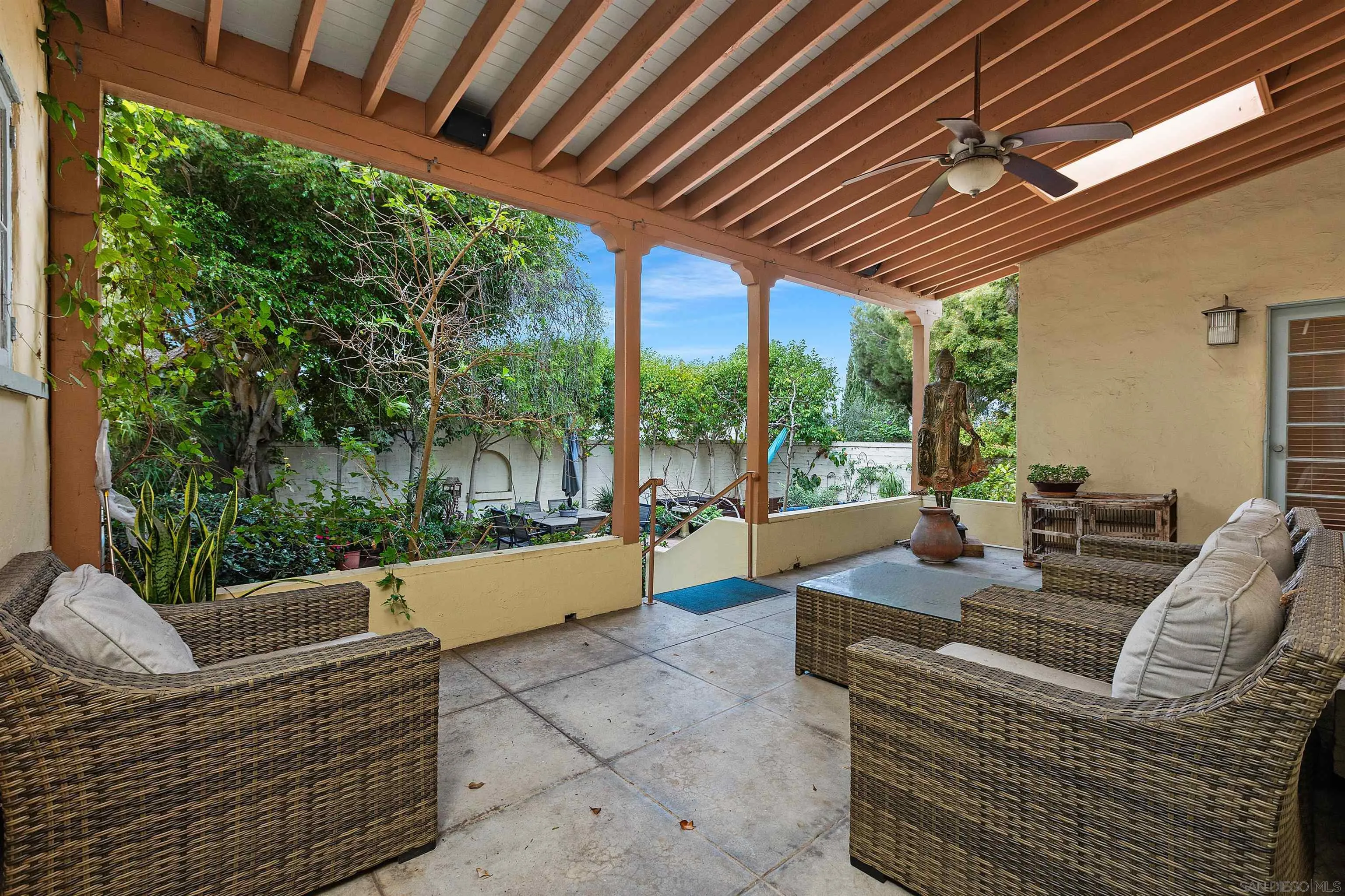 https://cdn.realtyfeed.com/cdn/127/260004036/d15b0b58bd32a8c32fd3e914803c22d9.webp