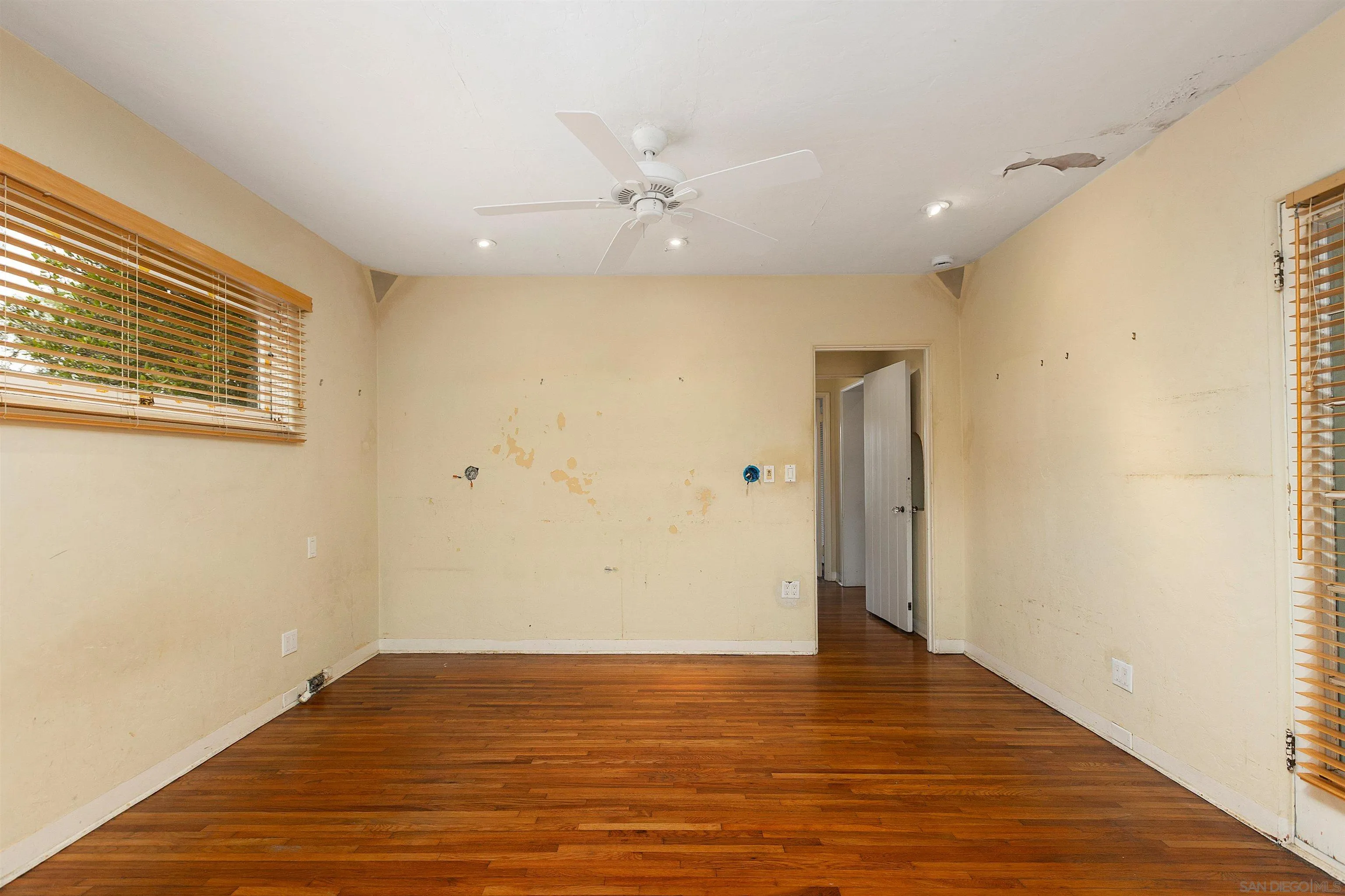 https://cdn.realtyfeed.com/cdn/127/260004036/fc113a1dc037046856be0c812314a9ea.webp