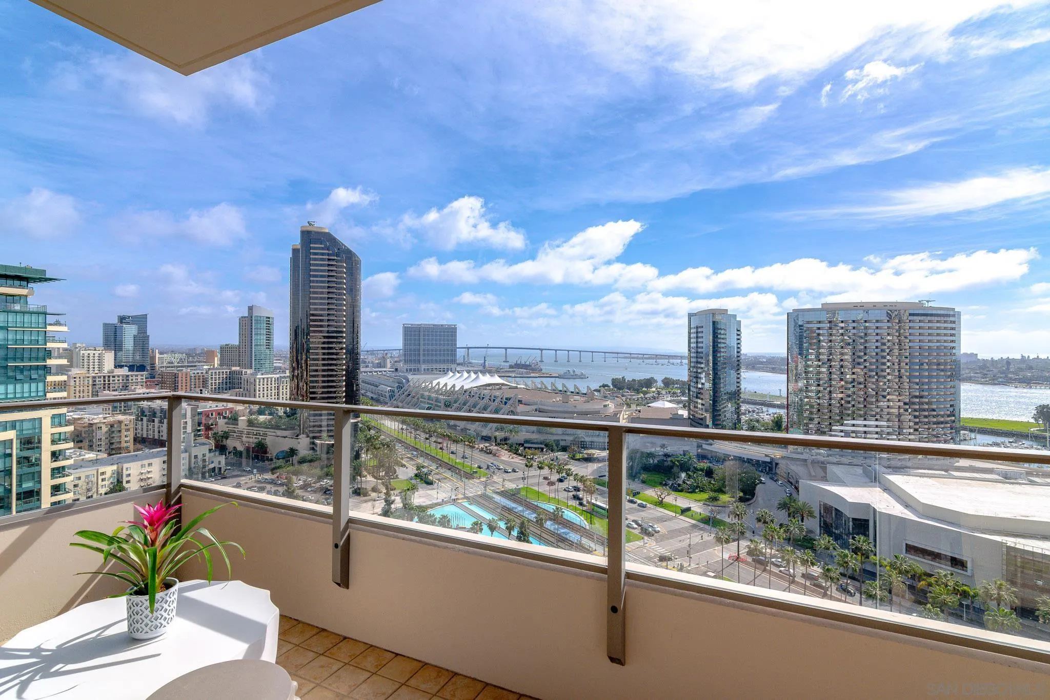https://cdn.realtyfeed.com/cdn/127/260004040/d78d6e802987fb38090b90566aebf5fd.webp