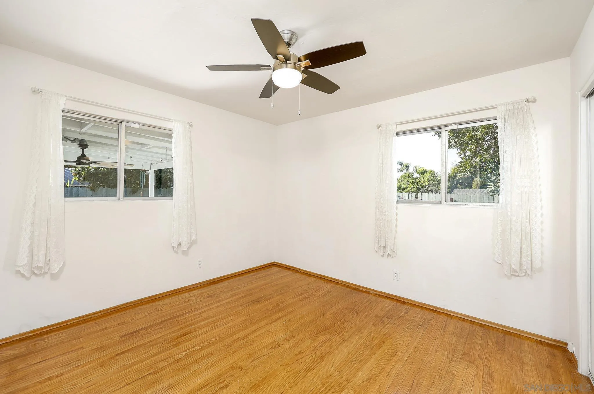 https://cdn.realtyfeed.com/cdn/127/260004041/5a86699a26e9aa8d0bd24afc733402e1.webp