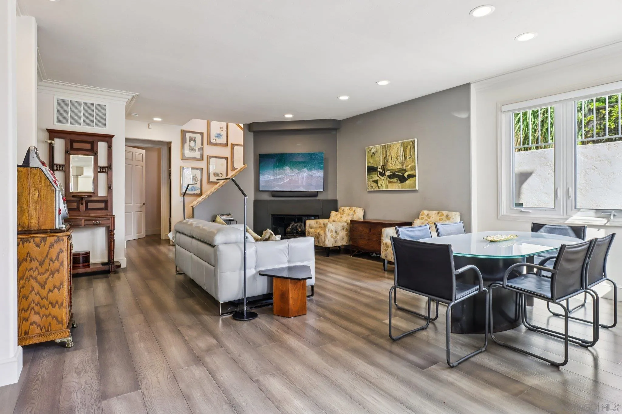 https://cdn.realtyfeed.com/cdn/127/260004046/04a52ba107d1536f8a5a7c39495b03d7.webp