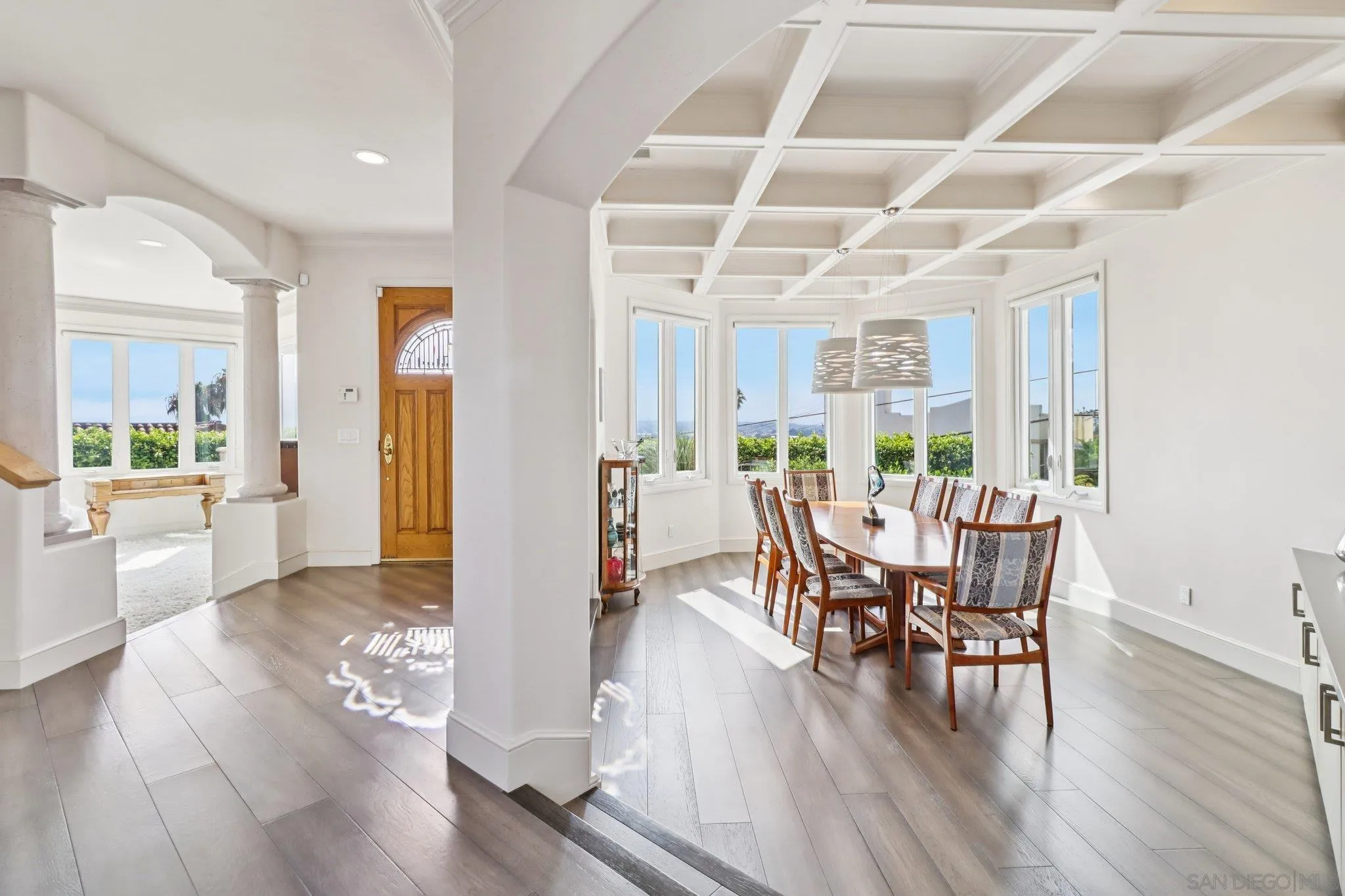 https://cdn.realtyfeed.com/cdn/127/260004046/67b7474ea844a220918d3e83291e3740.webp