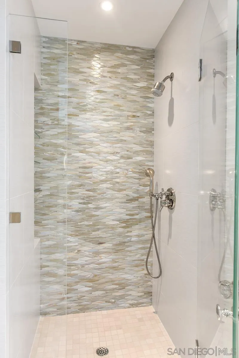 Photo #28: 260004047 Listing: Photo #28