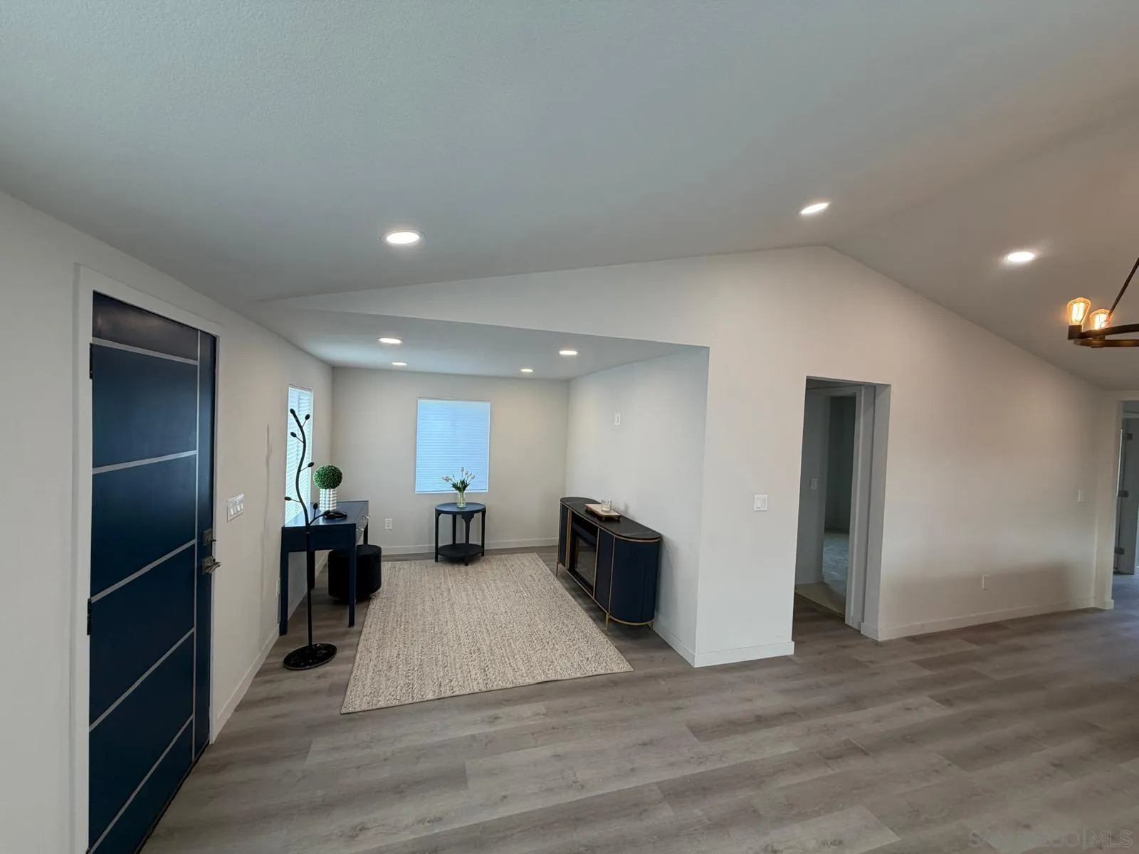 https://cdn.realtyfeed.com/cdn/127/260004056/273e10a512005aa76054d1a4a8941691.webp