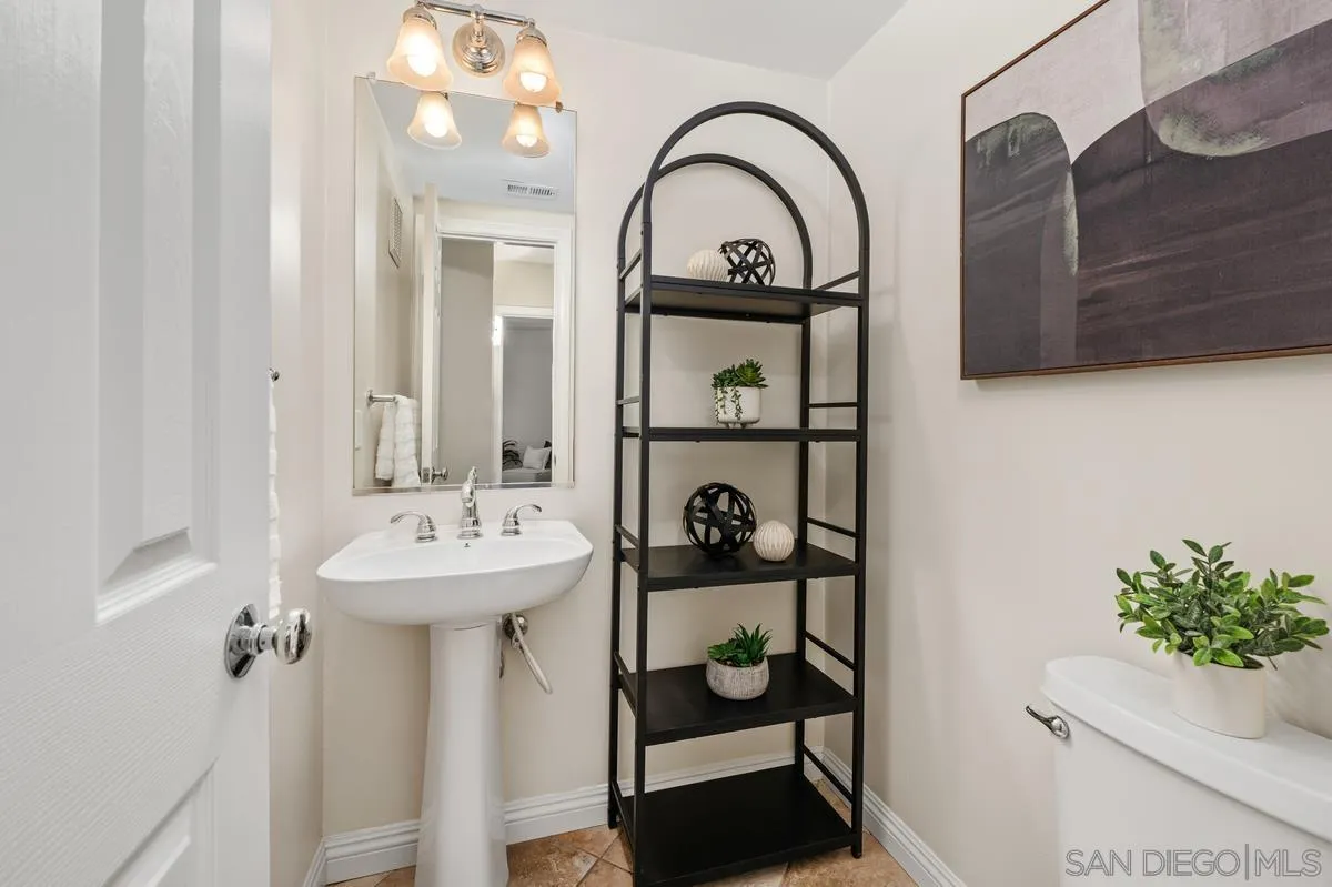 Photo #12: 260004063 Listing: Photo #12
