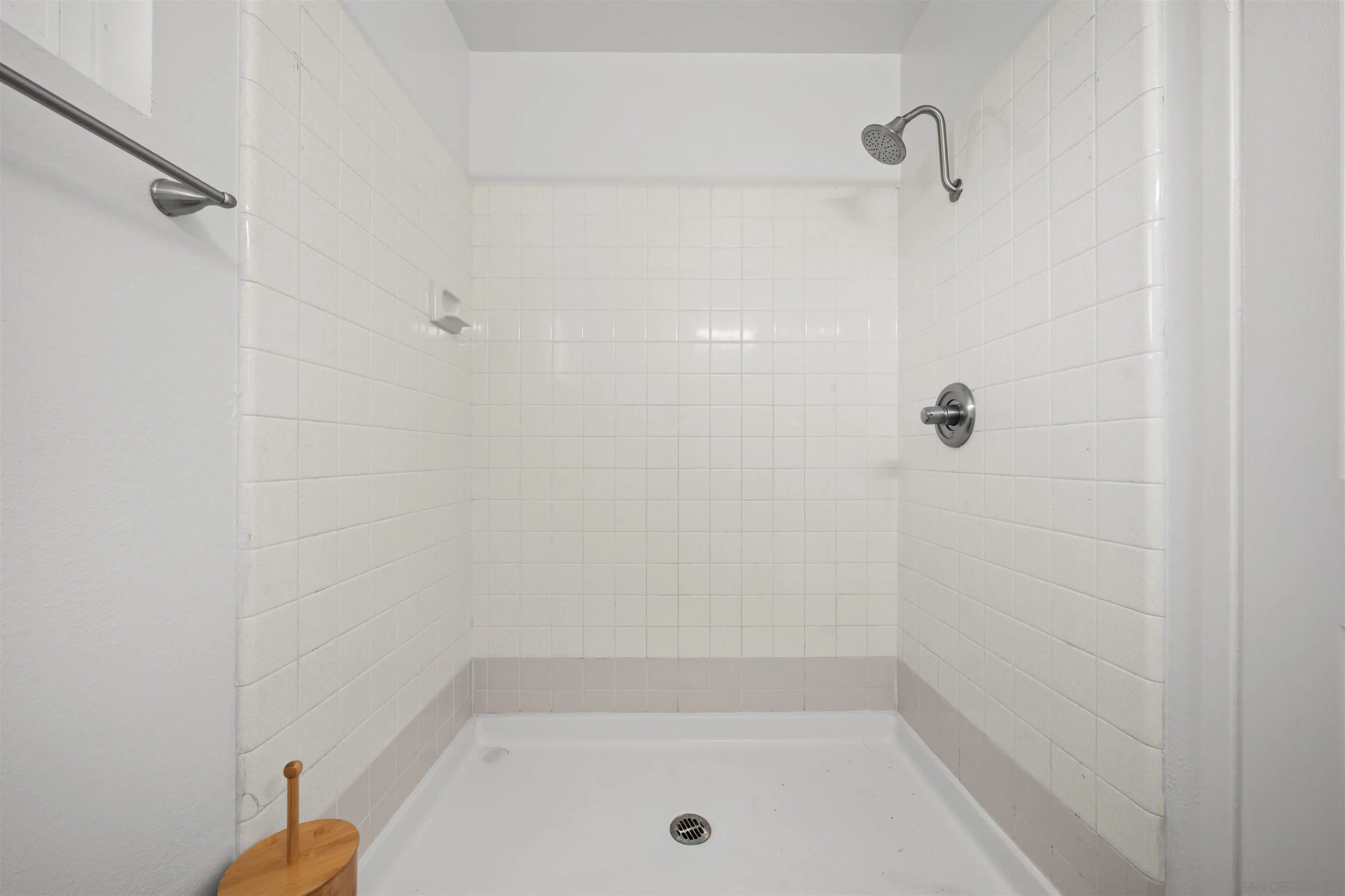 https://cdn.realtyfeed.com/cdn/127/260004064/a9a57305e051f06d1e6dd3c7c8049f57.webp
