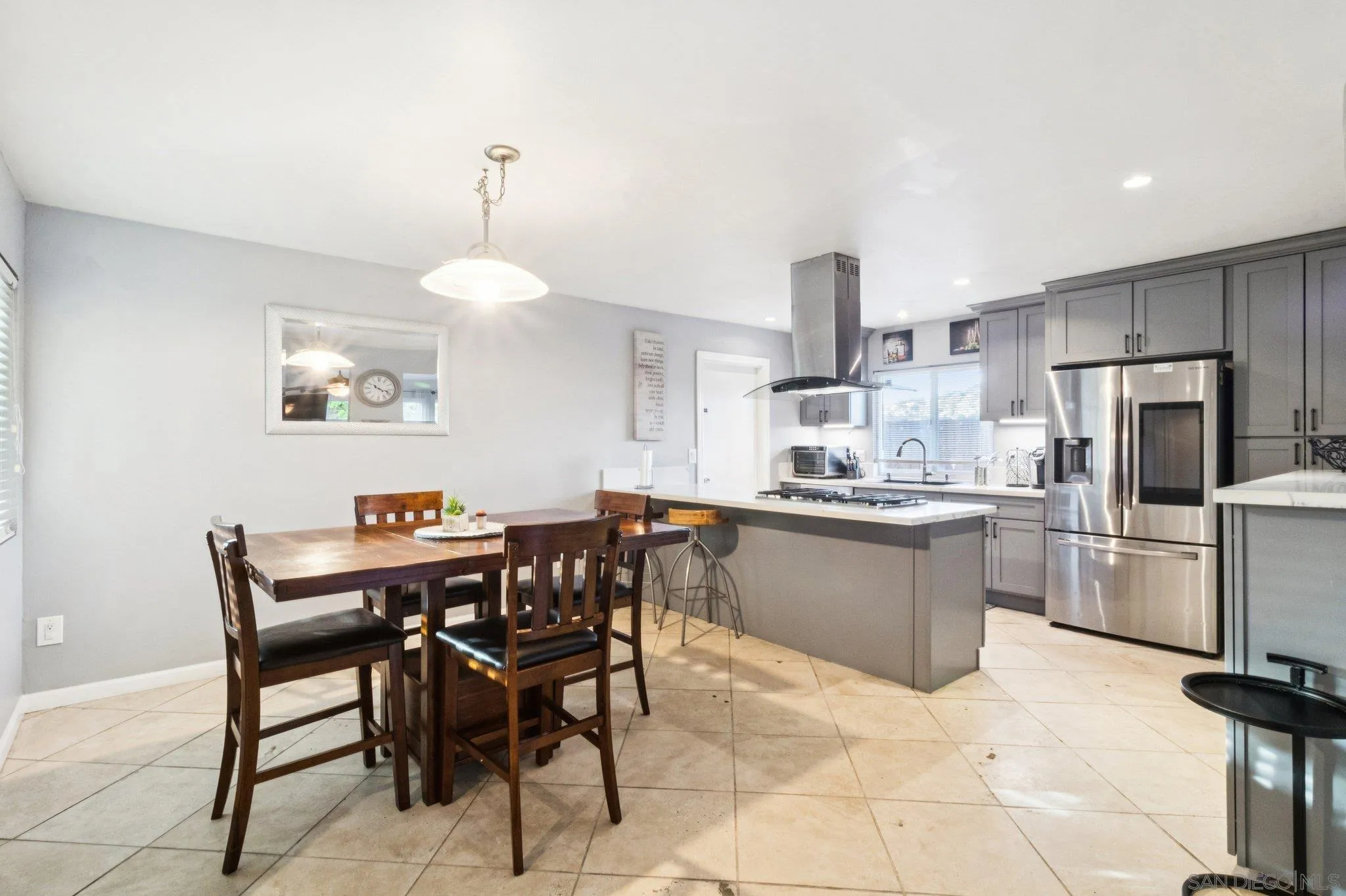 https://cdn.realtyfeed.com/cdn/127/260004068/a7d3837d30068457e04086134cb5bf06.webp
