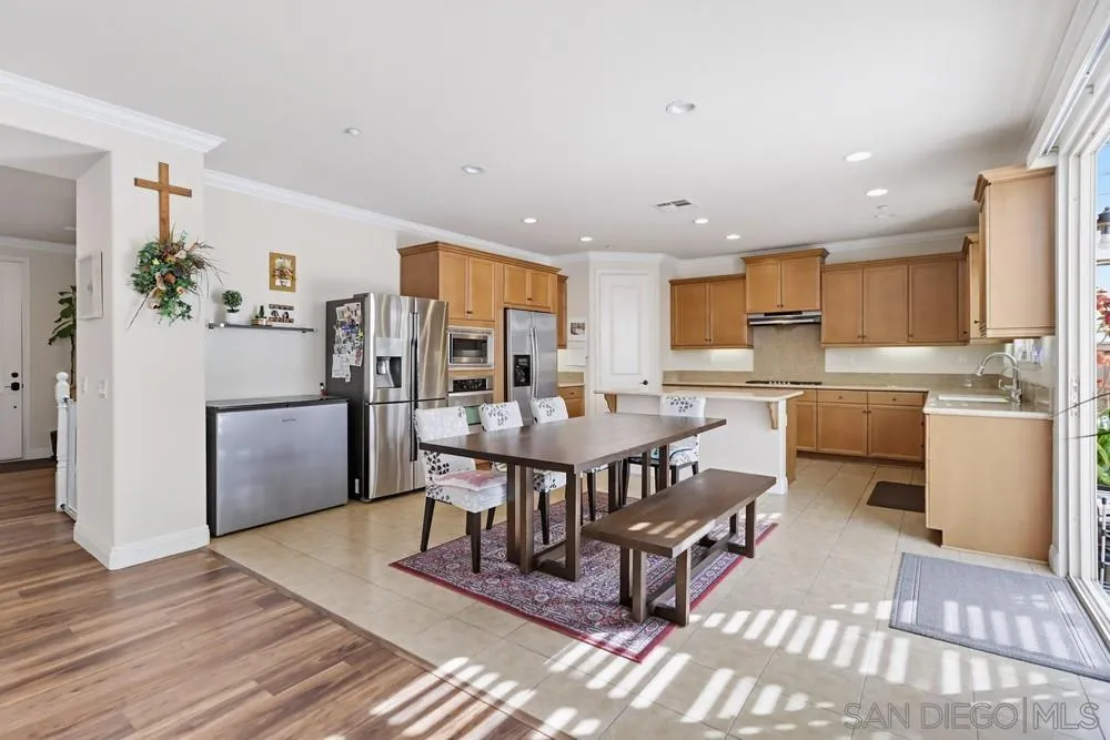 https://cdn.realtyfeed.com/cdn/127/260004070/4039fa18d18abe3840269de4ff13994f.webp