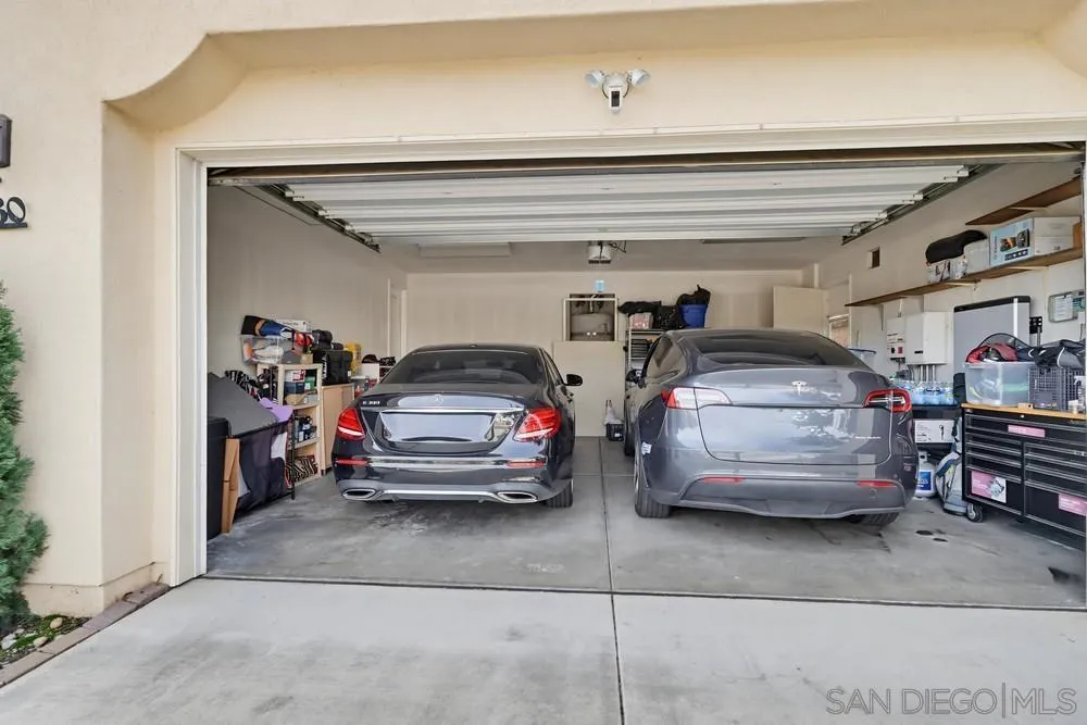 https://cdn.realtyfeed.com/cdn/127/260004070/4992ab5ced7b10988064a819319c45ab.webp