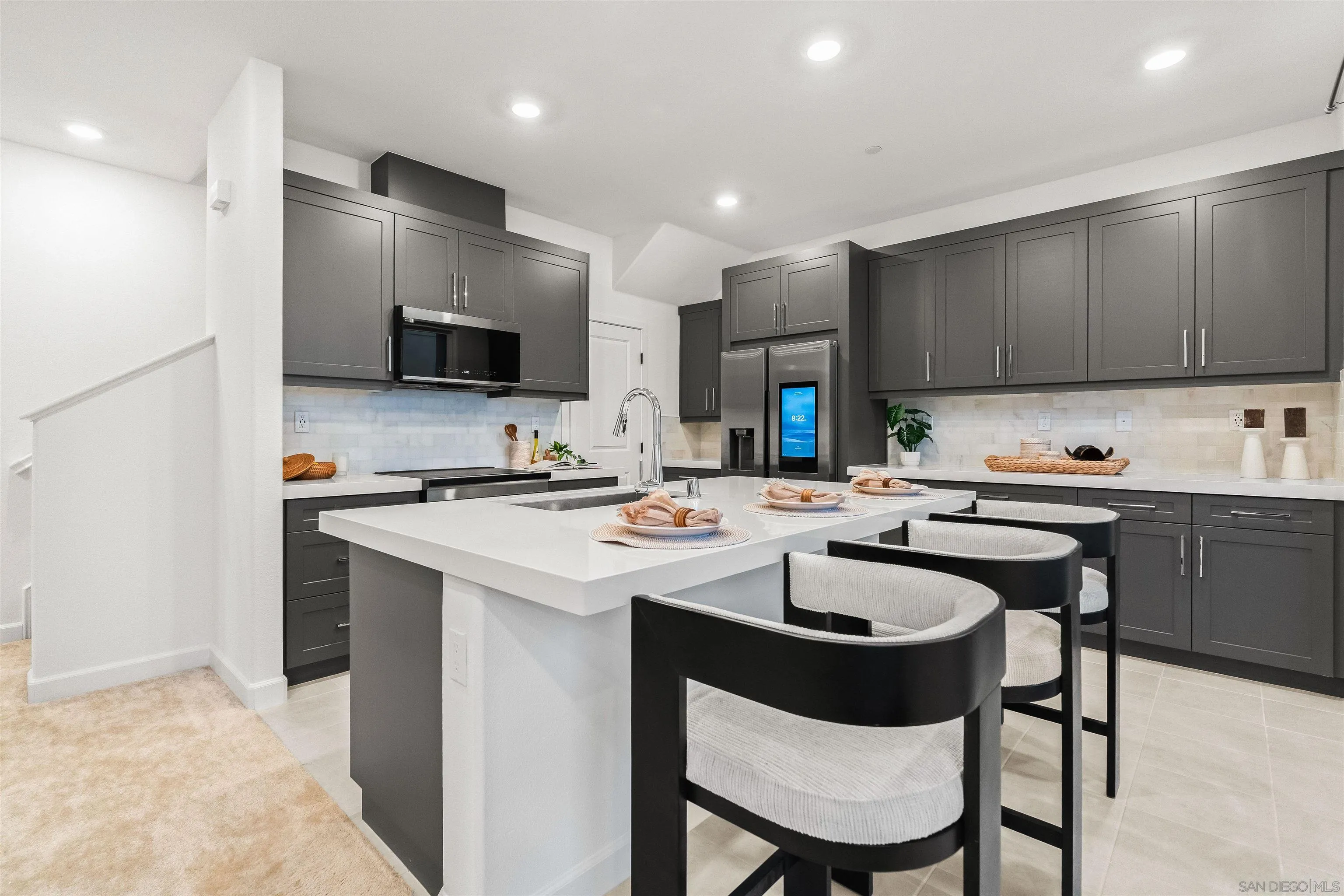 https://cdn.realtyfeed.com/cdn/127/260004075/72454c1a1e12b6017207c22dea1921cd.webp