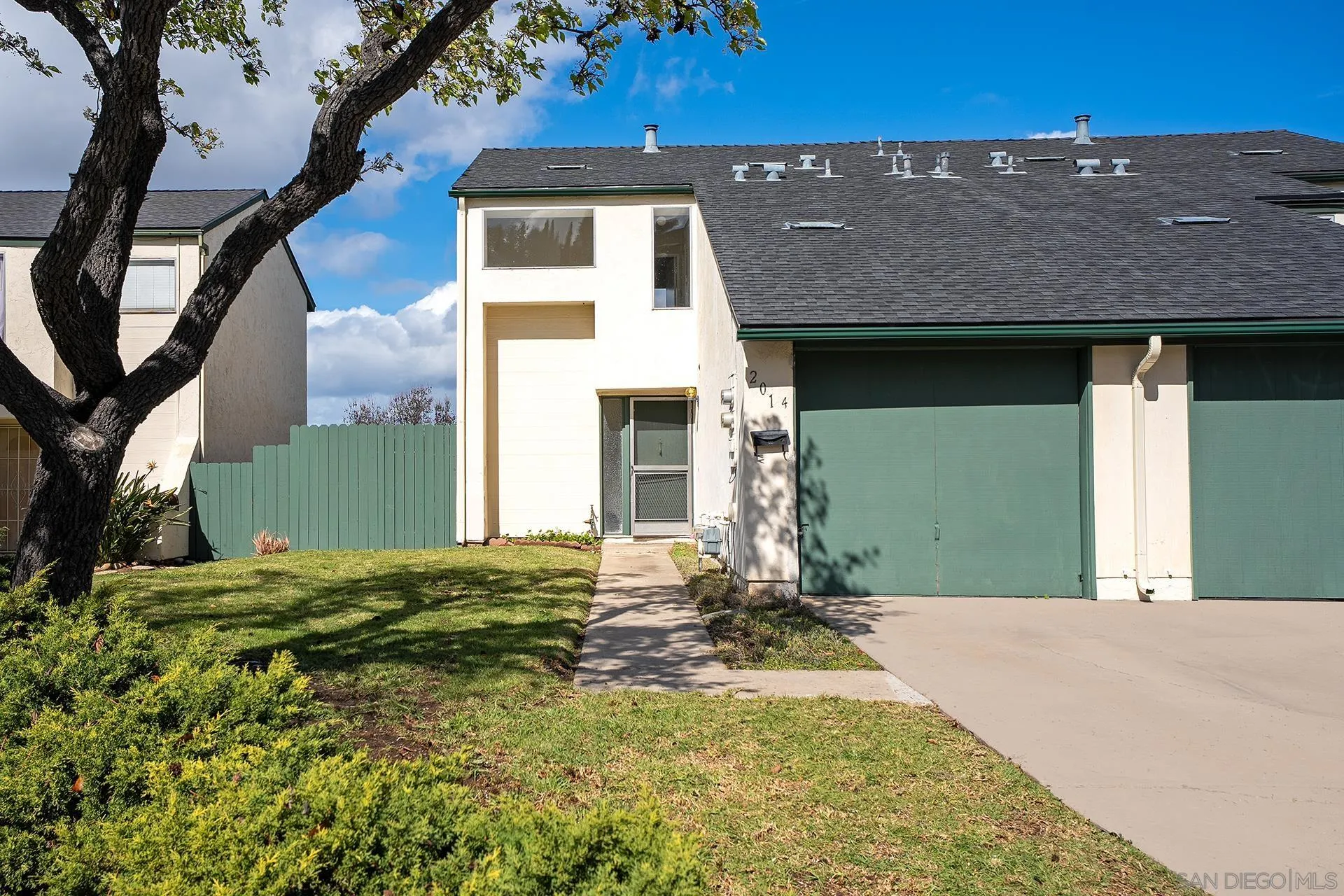 2014 Terraspiro Ave, Spring Valley, CA 91977