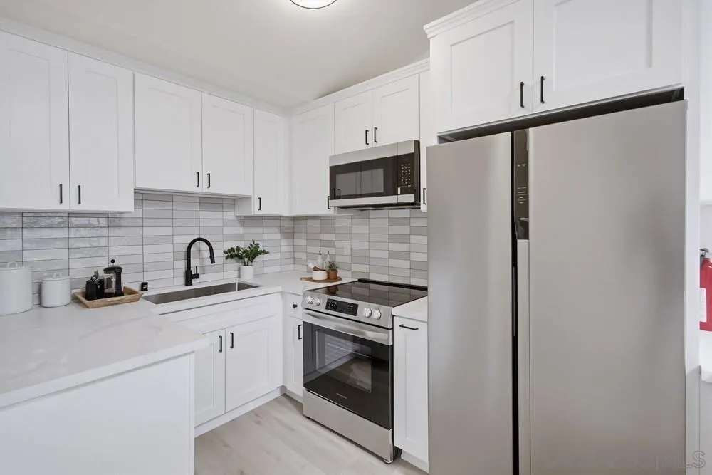 Photo #8: 260004078 Listing: Photo #8