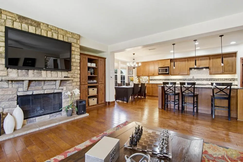 https://cdn.realtyfeed.com/cdn/127/260004085/7ba9b4dd053dd4868cf5b4a92b7435d1.webp