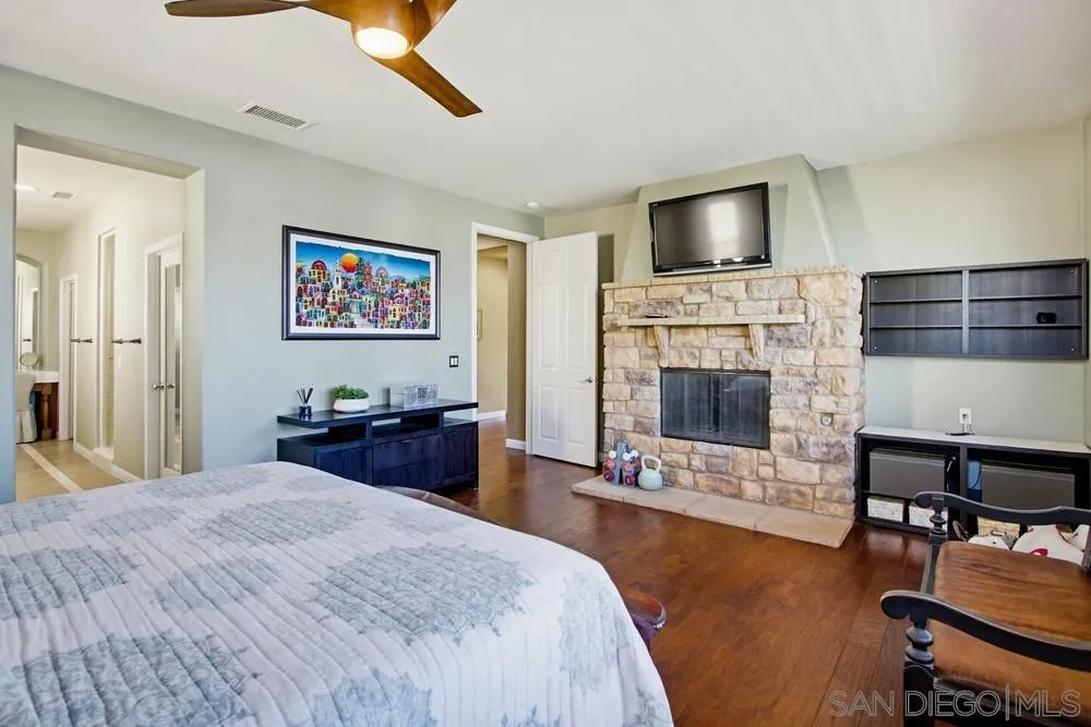 https://cdn.realtyfeed.com/cdn/127/260004085/988055f244ea771ee542d587c8984691.webp