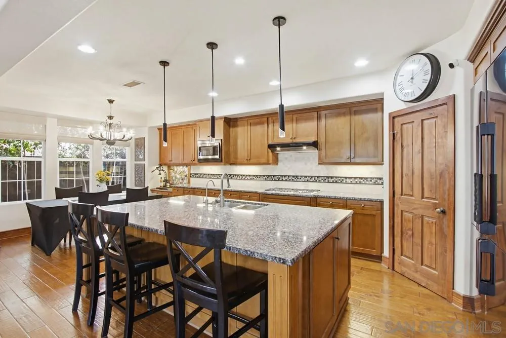 https://cdn.realtyfeed.com/cdn/127/260004085/d1c9a6588712d07e2ed927aa3e2cc8bd.webp