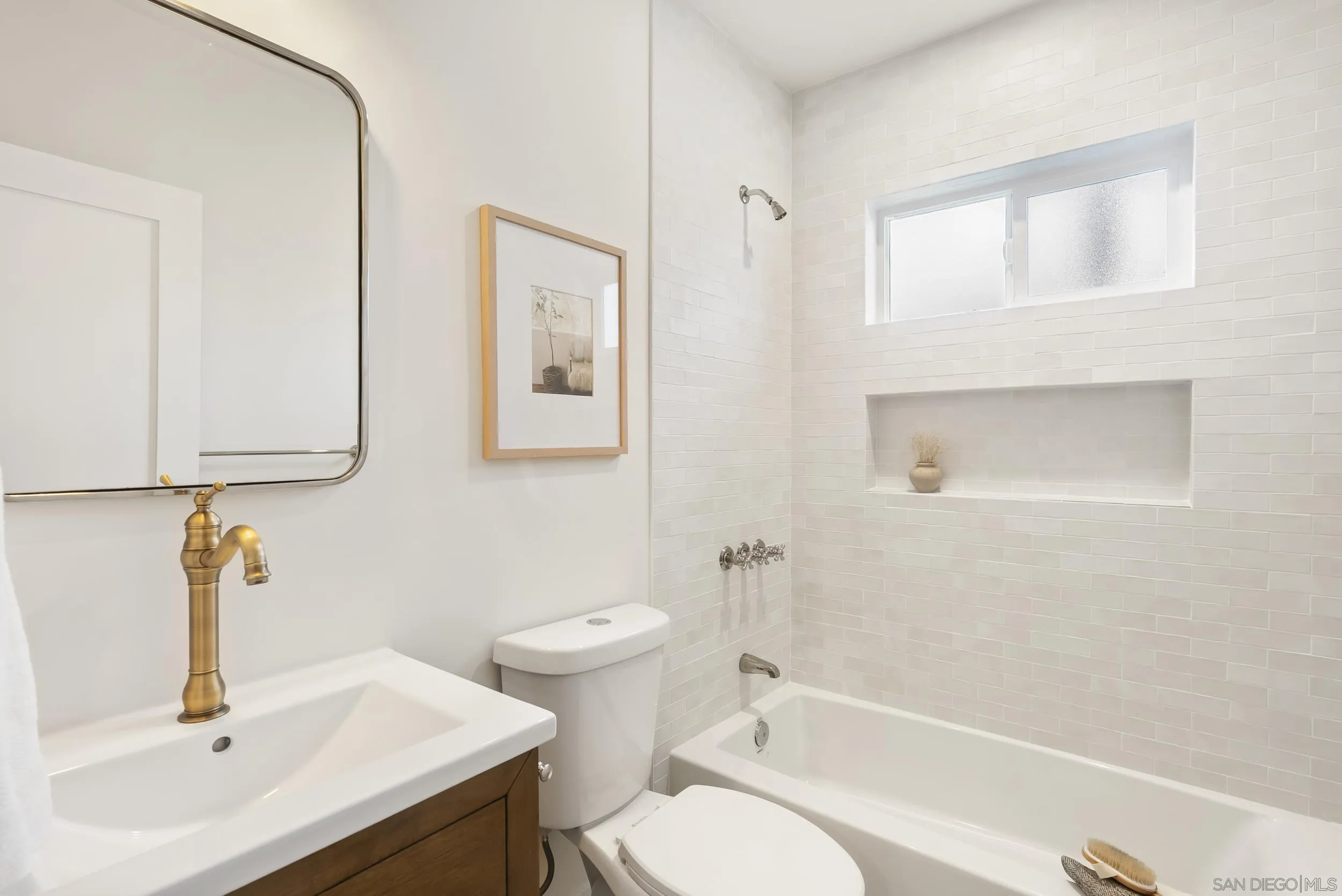 https://cdn.realtyfeed.com/cdn/127/260004087/d20cff1aca743020185e571cd74ab017.webp