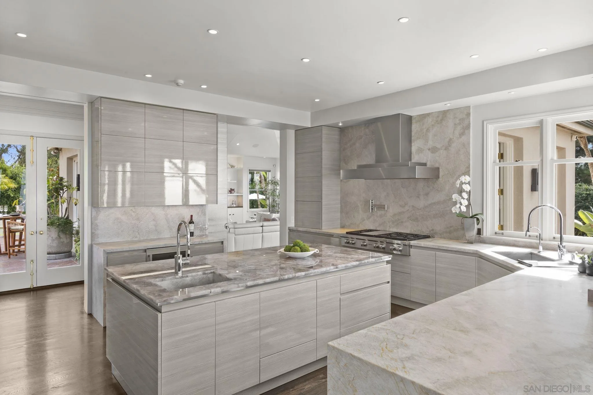 https://cdn.realtyfeed.com/cdn/127/260004089/a622902b7604037e0f4b1a031fb638f1.webp