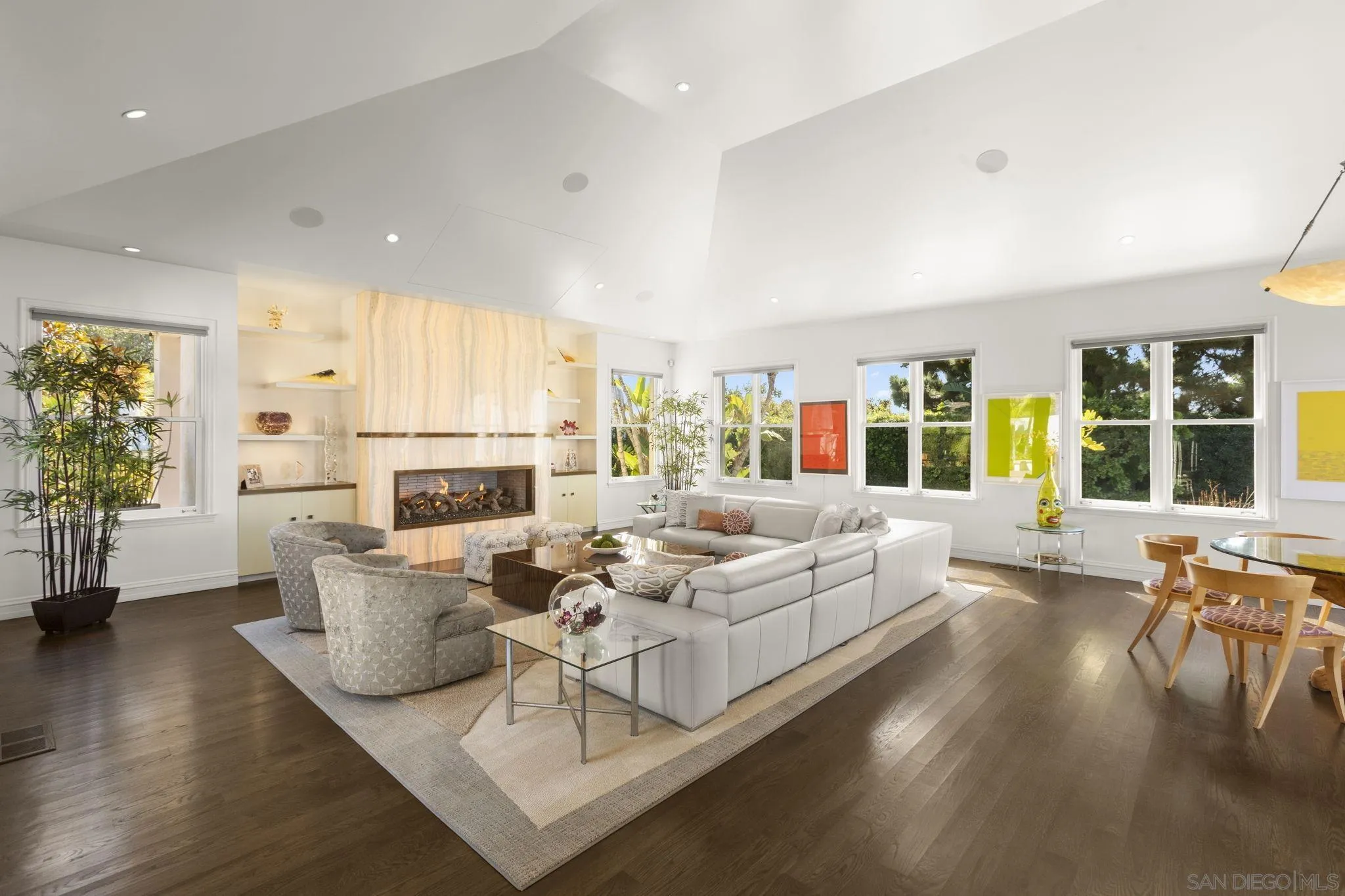 https://cdn.realtyfeed.com/cdn/127/260004089/a908b58d7d57030c27dd80f0095e6b03.webp