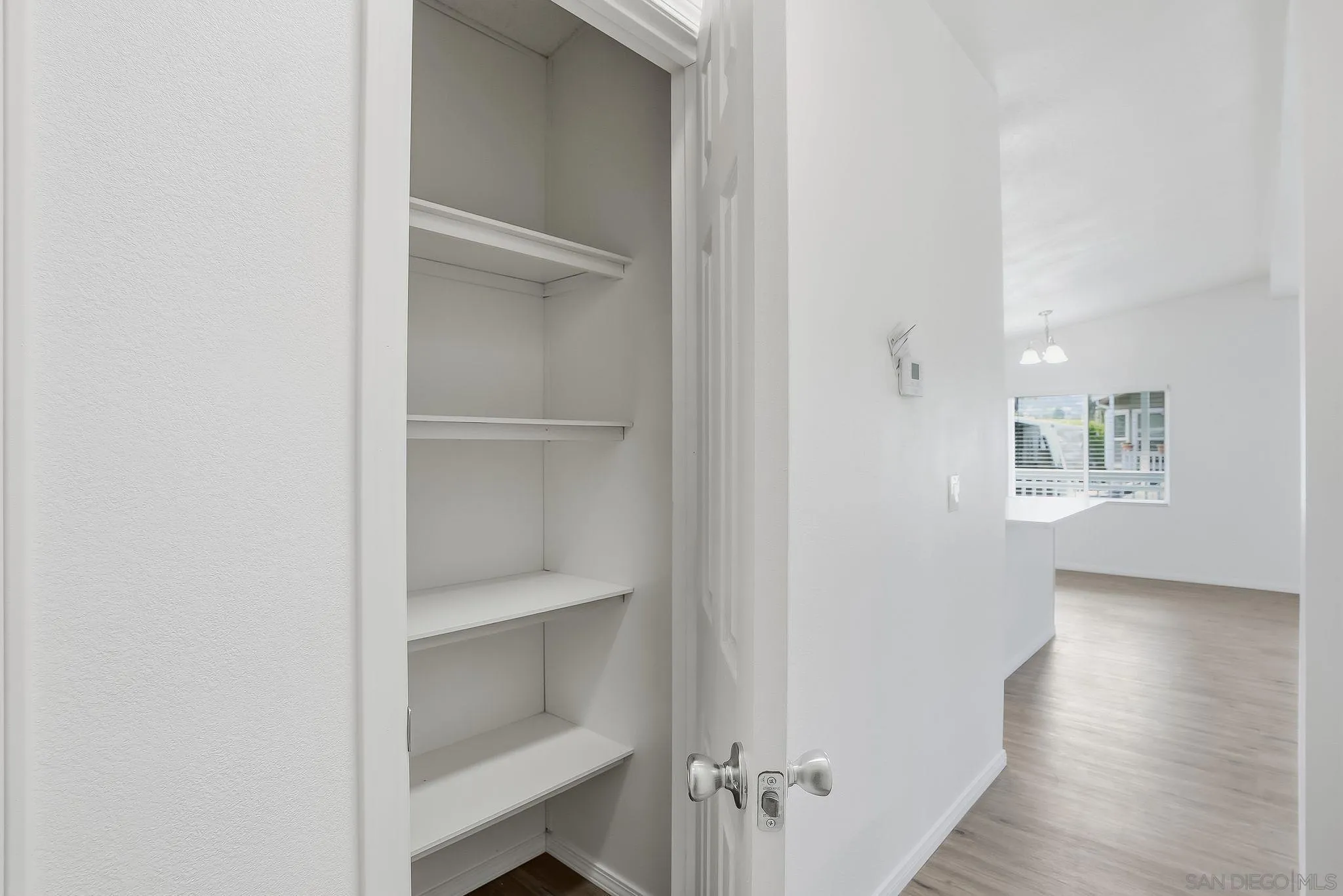 https://cdn.realtyfeed.com/cdn/127/260004090/1fa21474d41312a256a93165d323452d.webp