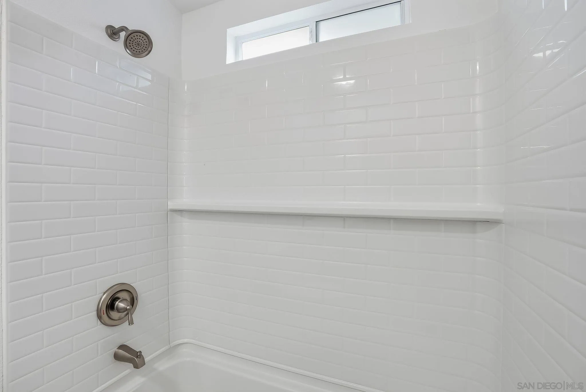 https://cdn.realtyfeed.com/cdn/127/260004090/5fd64725f96383b1c90e0039577226de.webp