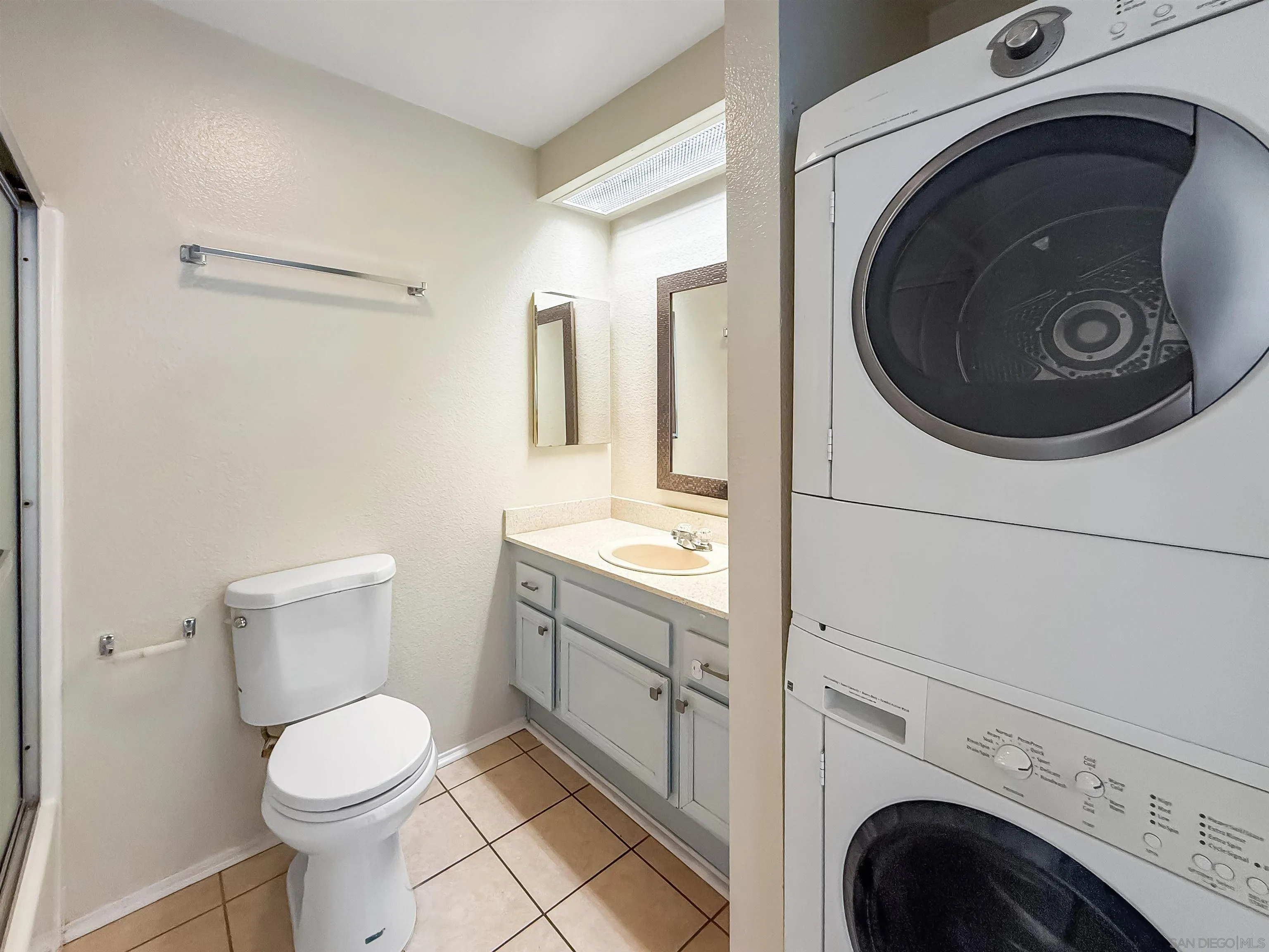 Photo #12: 260004097 Listing: Photo #12