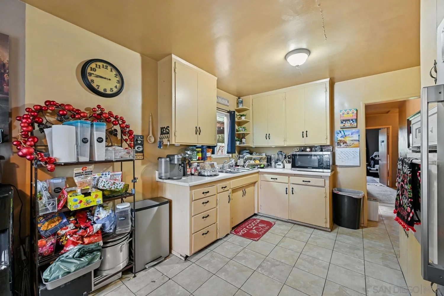 https://cdn.realtyfeed.com/cdn/127/2600041/8200f47442694cacce10a5676fabea3c.webp