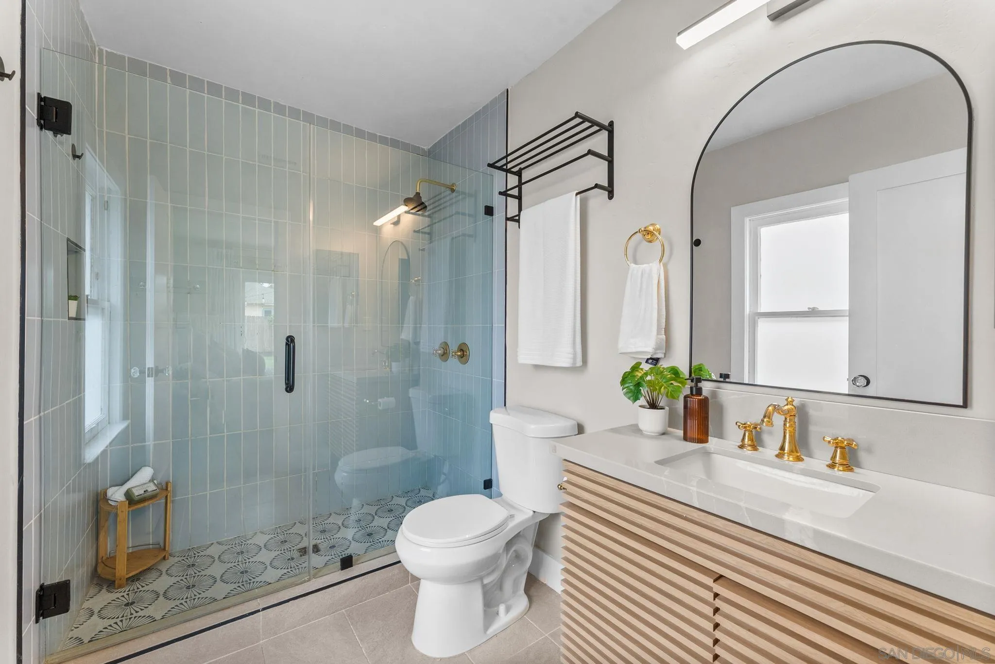https://cdn.realtyfeed.com/cdn/127/260004100/9f6d7f8b715ab216f744ea37727f6a86.webp