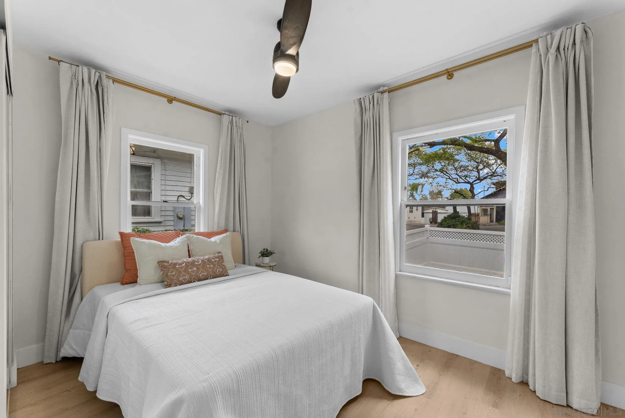 https://cdn.realtyfeed.com/cdn/127/260004100/bbebc82225d142e78974a5cabc1b7152.webp