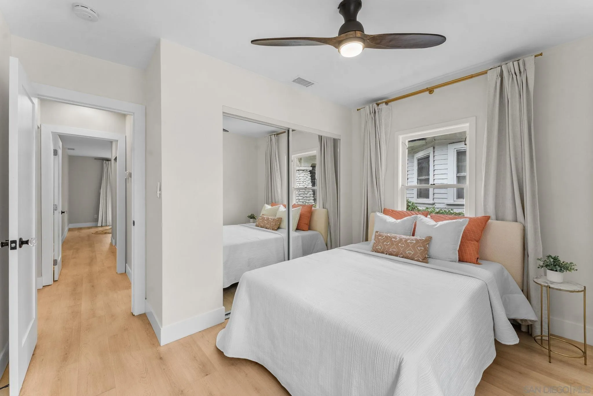 https://cdn.realtyfeed.com/cdn/127/260004100/e90342f6fab1fd6288eca6a58655fc76.webp