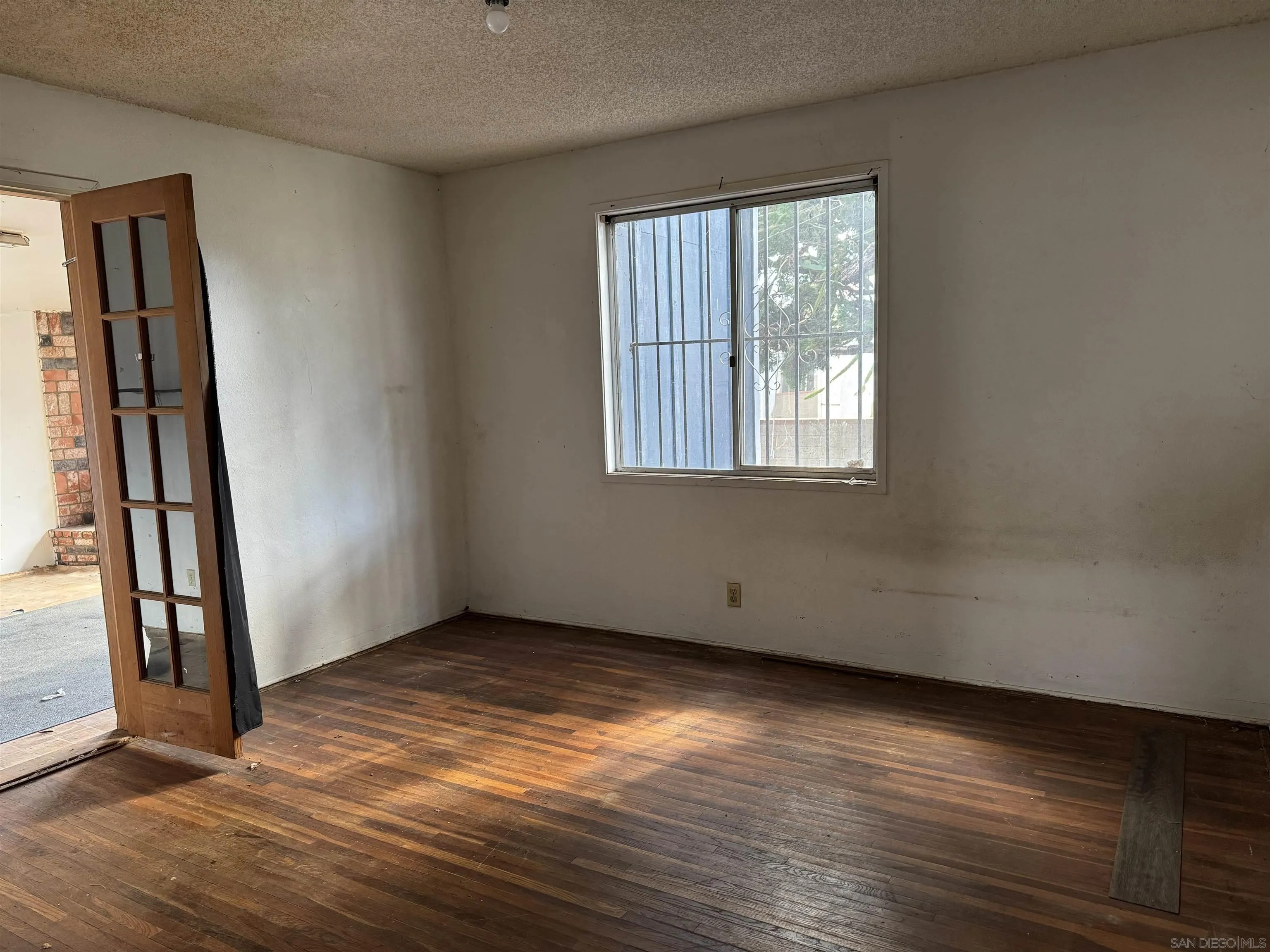 https://cdn.realtyfeed.com/cdn/127/260004103/997e993818587a65c1eafae63da32497.webp