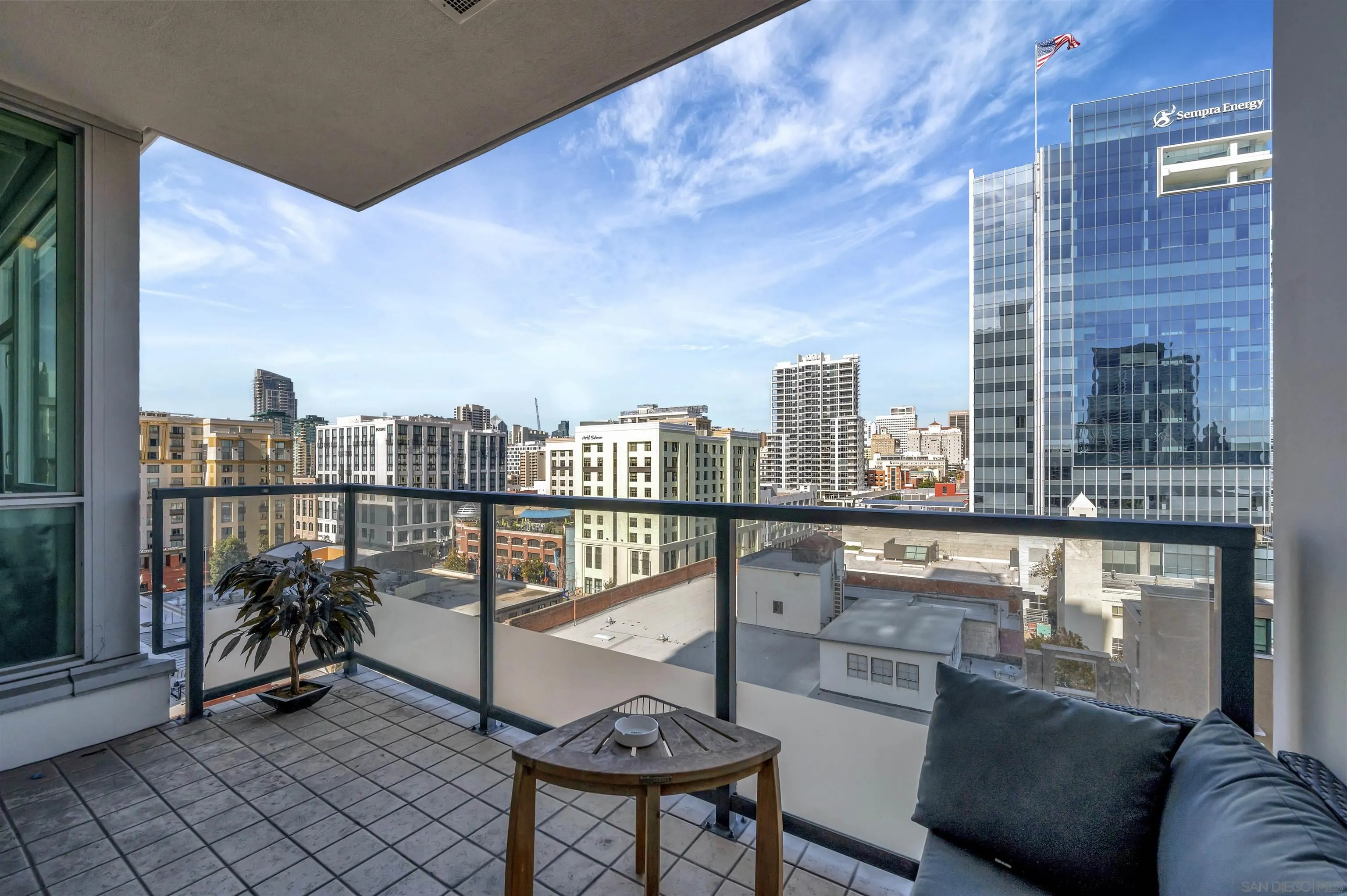 Photo #2: 260004104 Listing: Photo #2