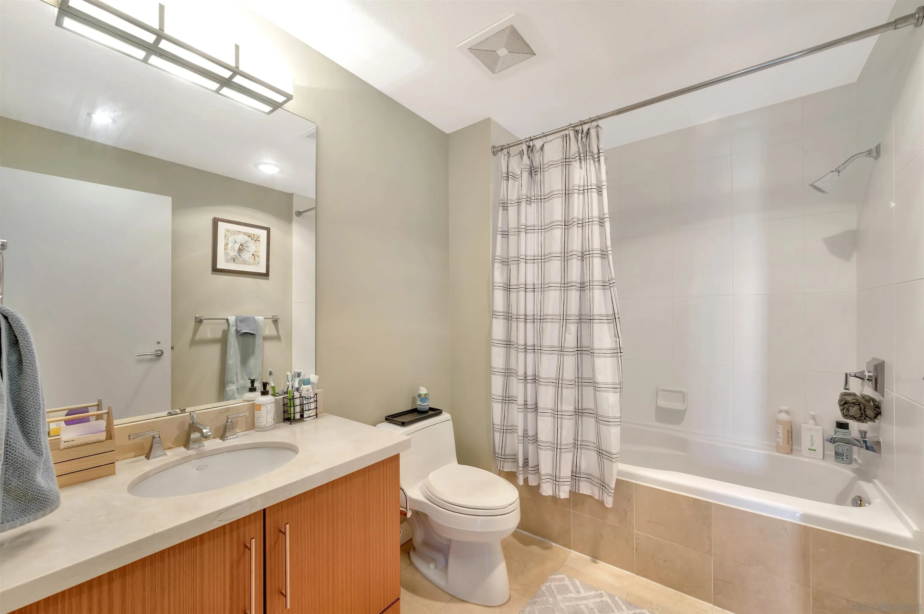 Photo #19: 260004104 Listing: Photo #19