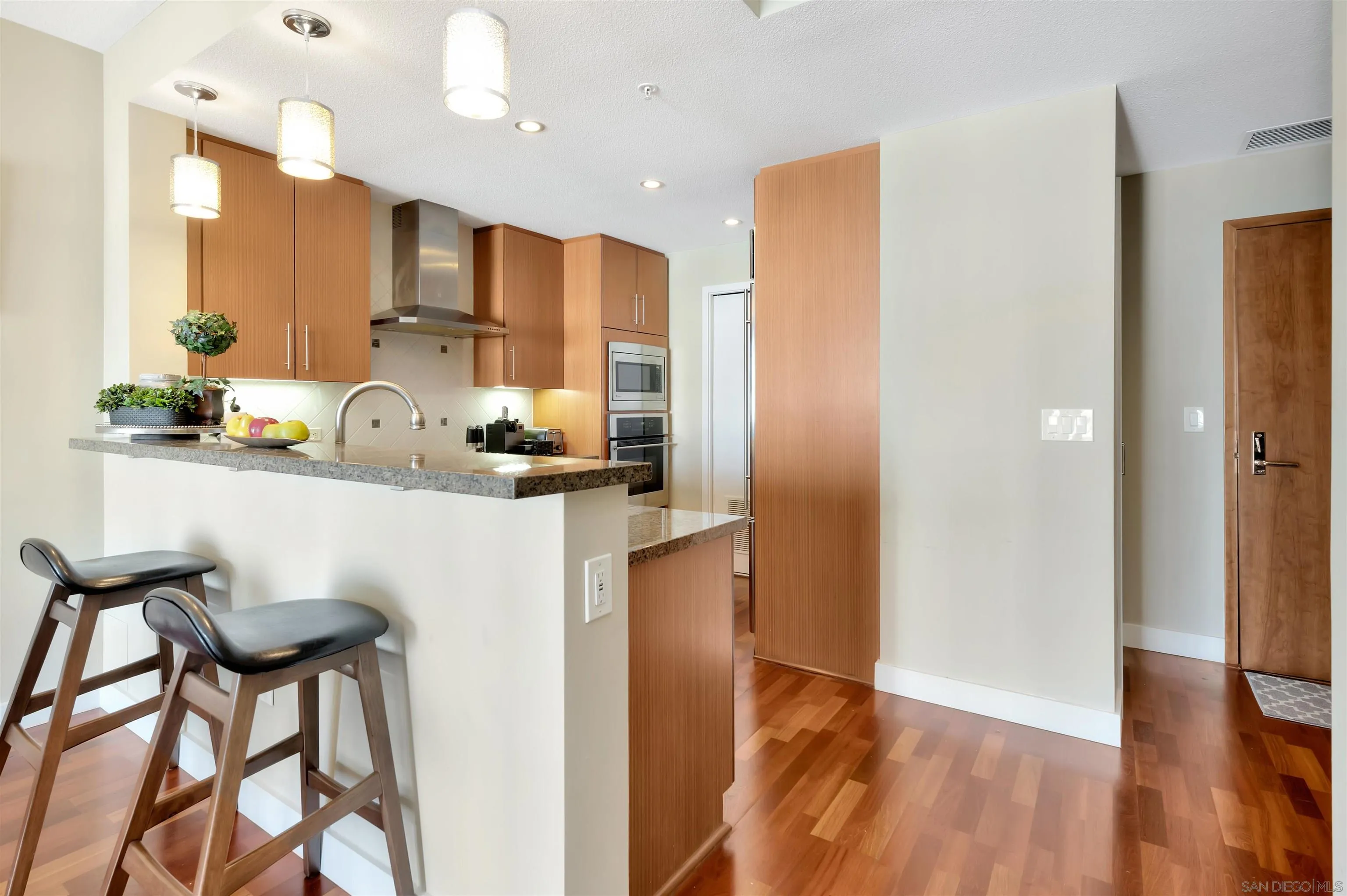 Photo #8: 260004104 Listing: Photo #8