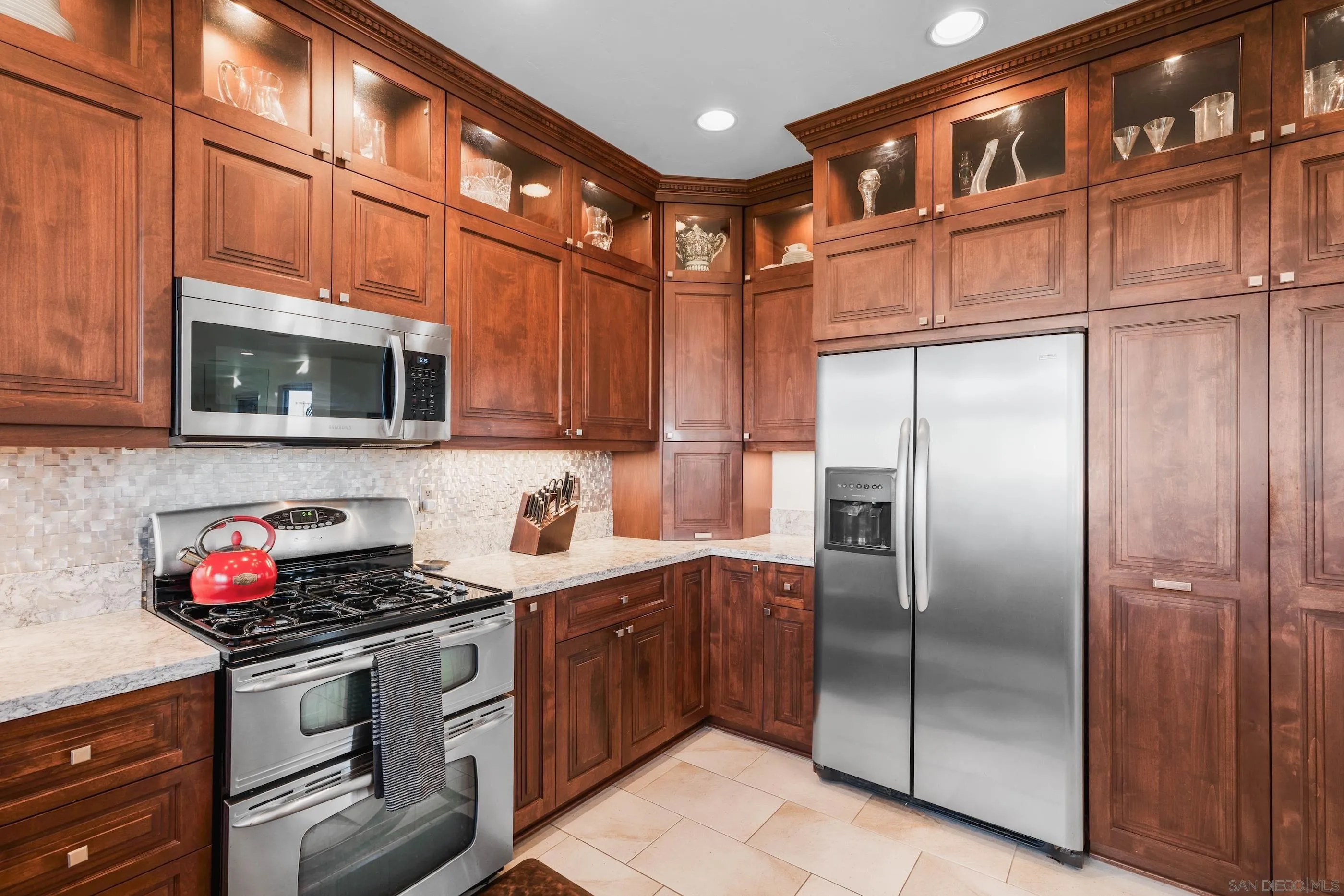 https://cdn.realtyfeed.com/cdn/127/260004106/c0bebca2b4192b8e457c9a97fee83c89.webp