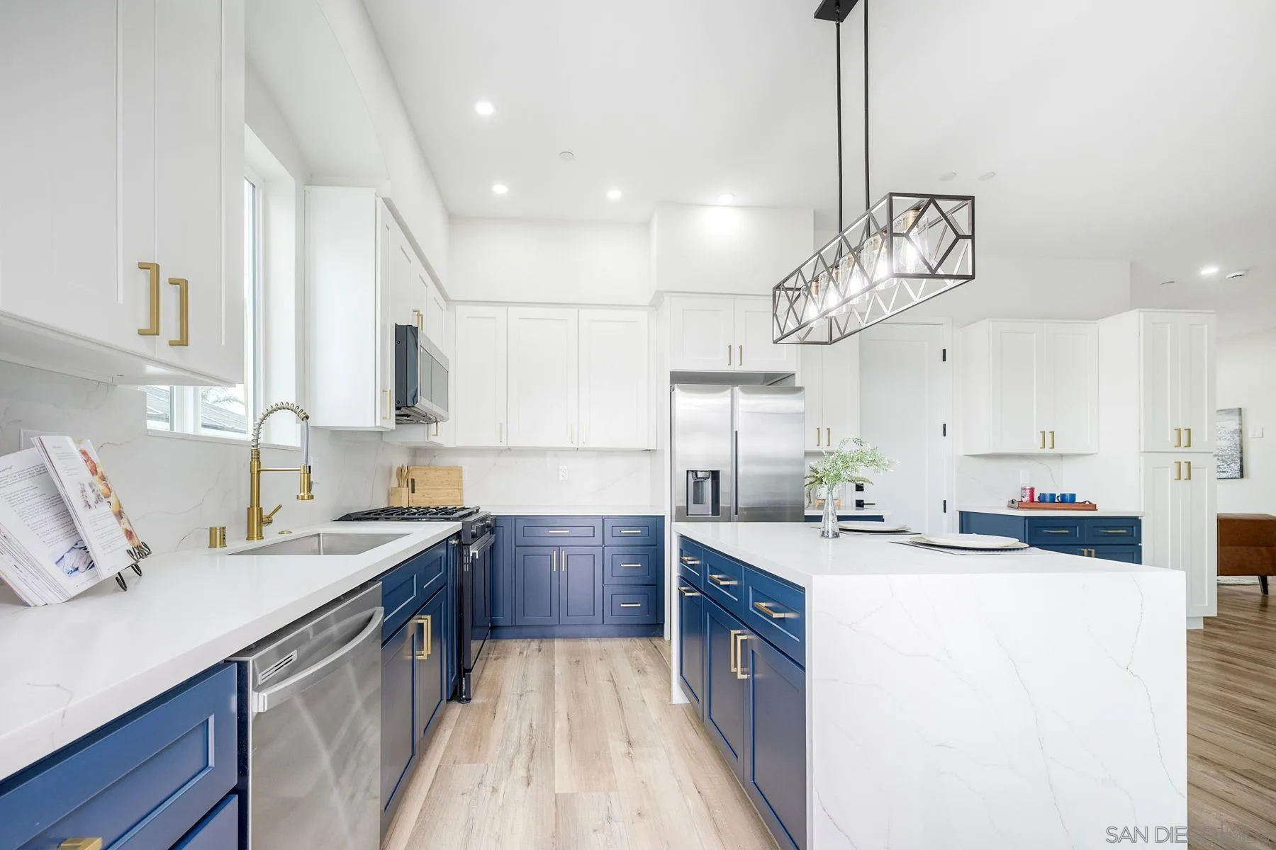 Photo #11: 260004110 Listing: Photo #11