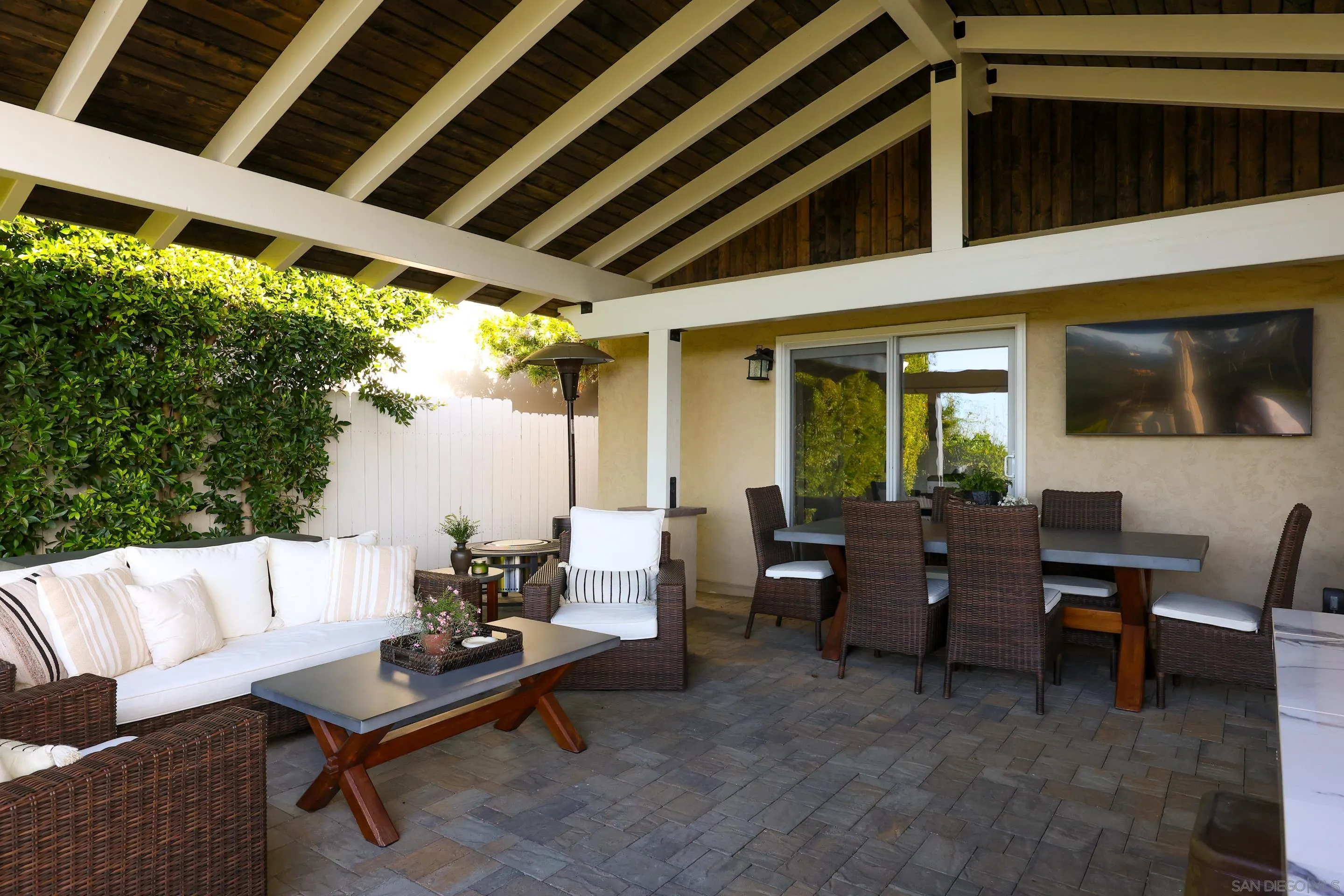 https://cdn.realtyfeed.com/cdn/127/260004114/a27ac5629033a94f5a2ba1f629cd7a74.webp