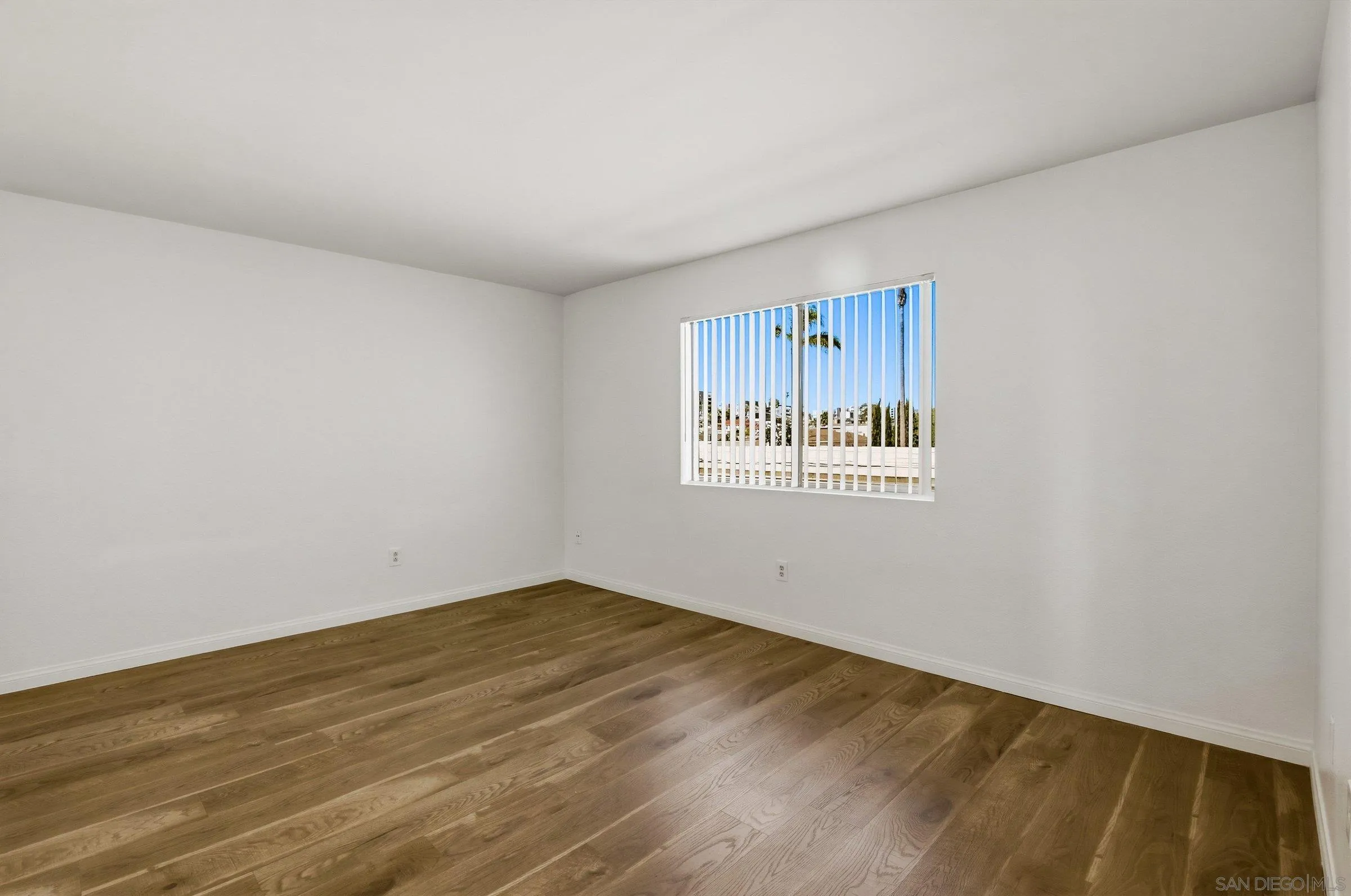 Photo #12: 260004115 Listing: Photo #12