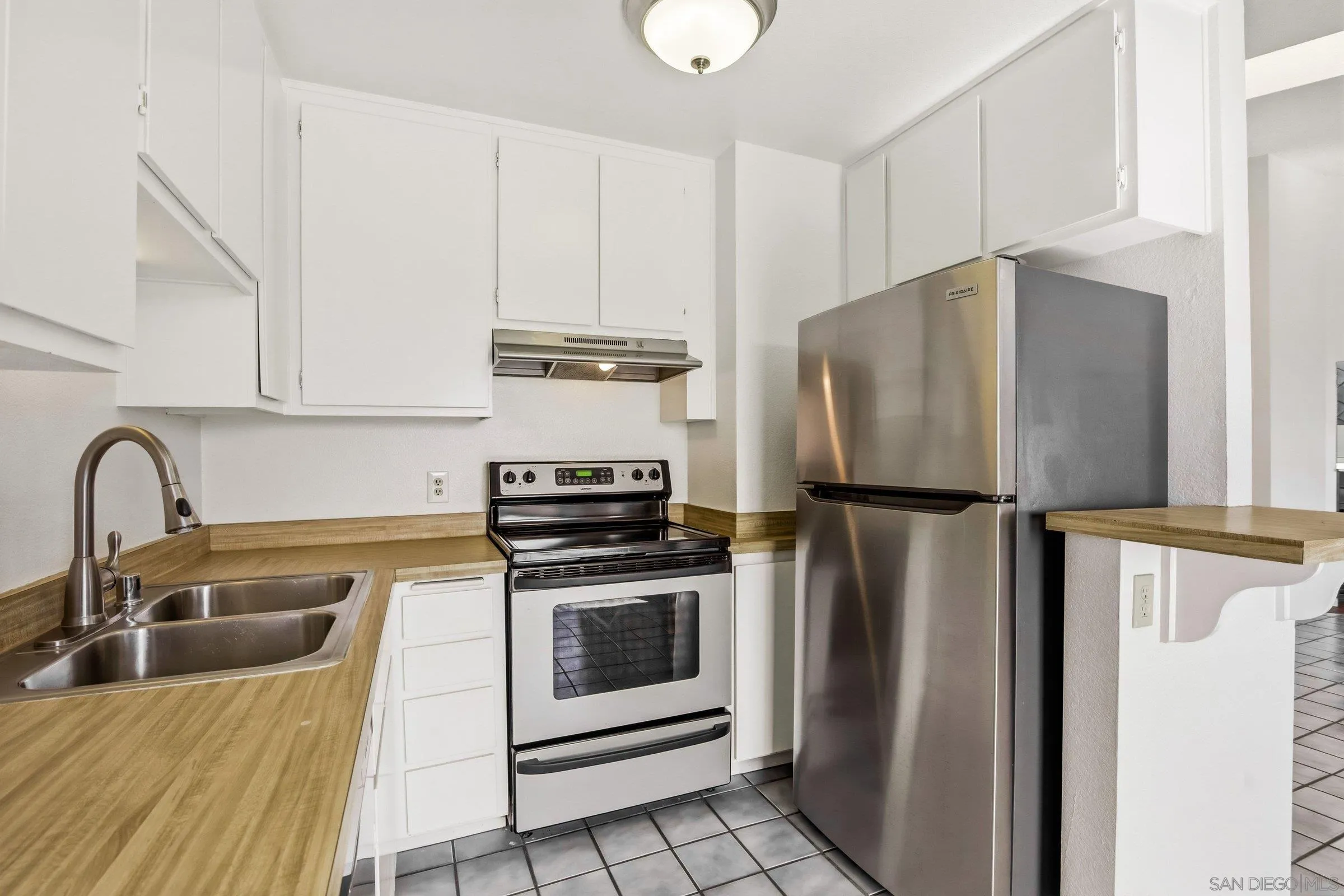 Photo #7: 260004115 Listing: Photo #7