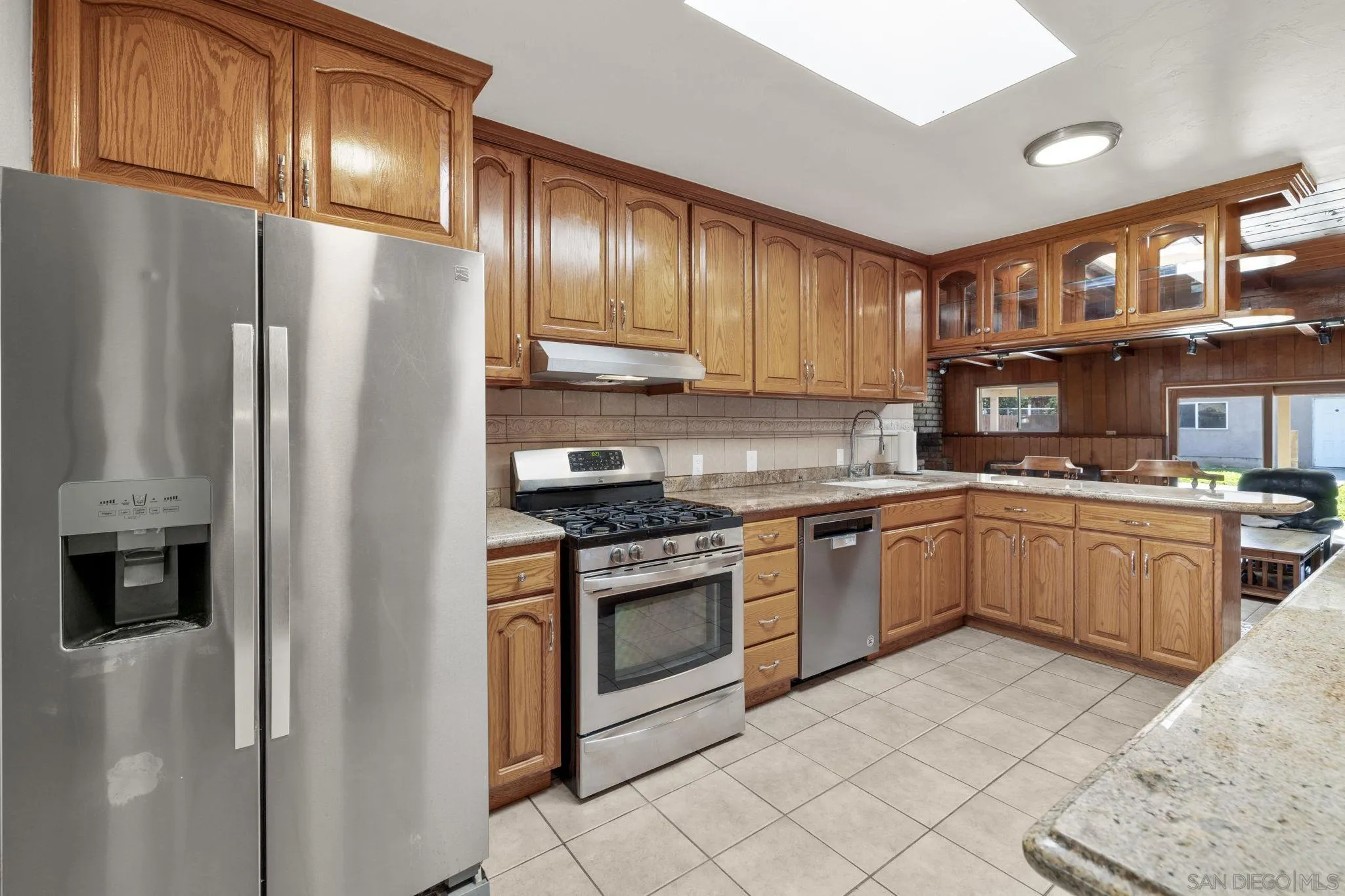 https://cdn.realtyfeed.com/cdn/127/260004117/76f45fd003eb1d133f03ee20b6e18f08.webp