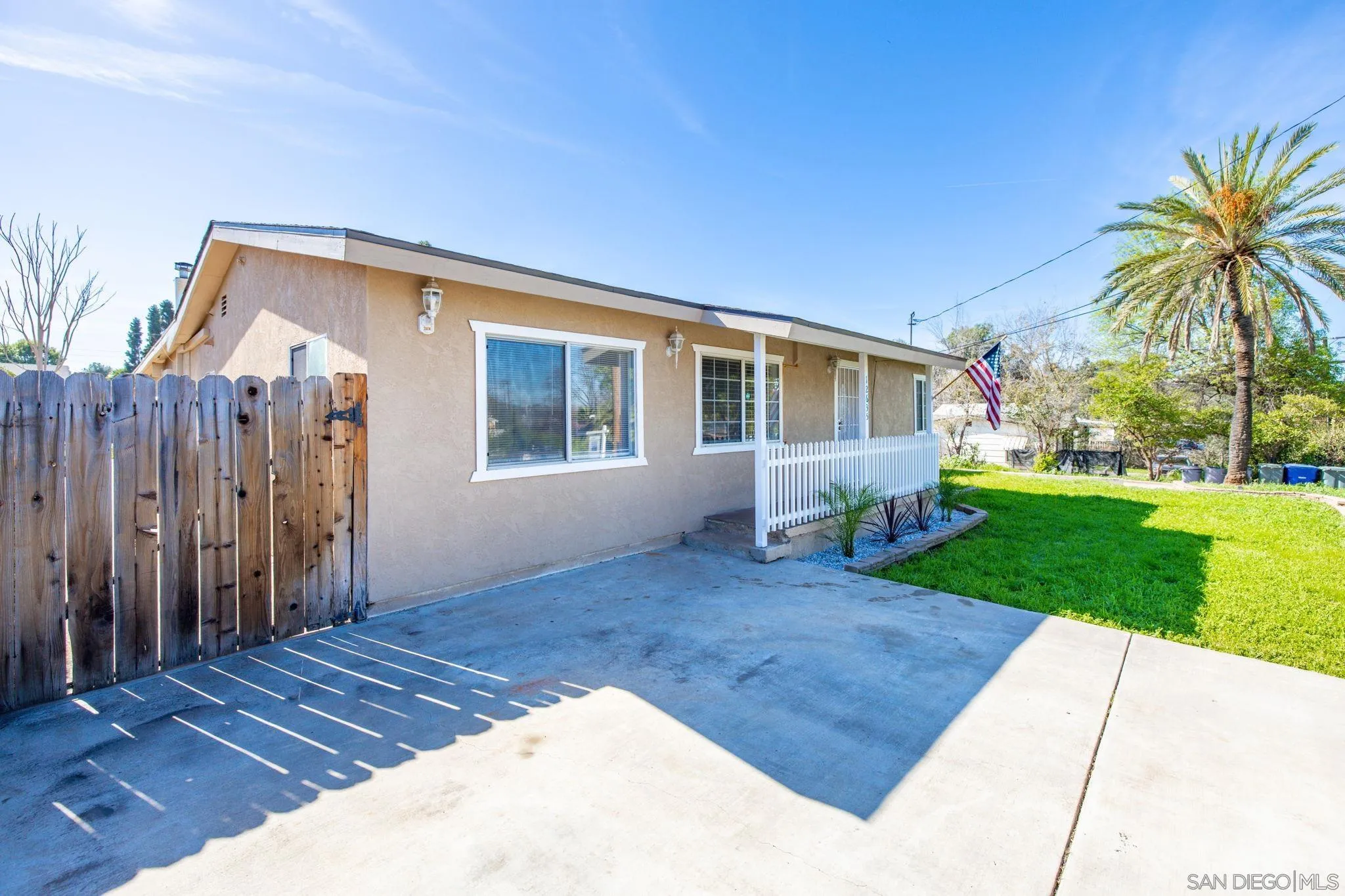 https://cdn.realtyfeed.com/cdn/127/260004117/a012c03278412081b327ff8ff21b6d4c.webp