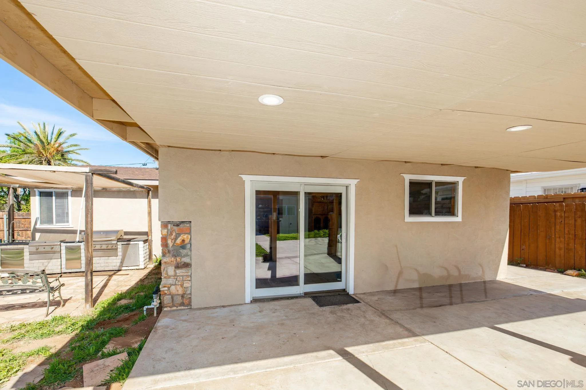 https://cdn.realtyfeed.com/cdn/127/260004117/f52bd31791b4d6967ef7d3d23088fc6a.webp