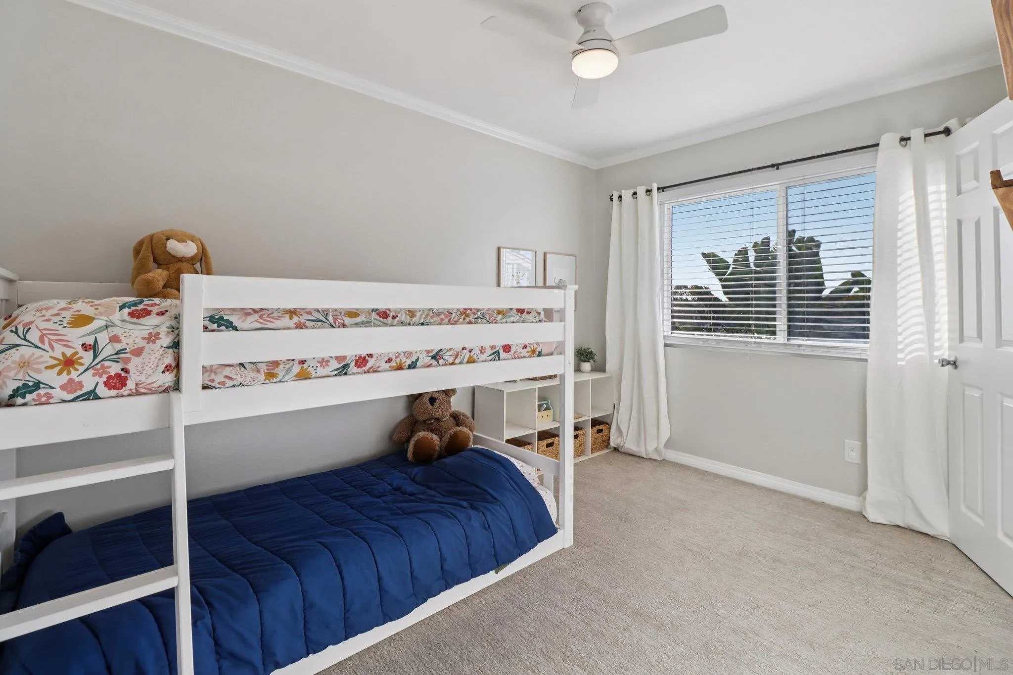https://cdn.realtyfeed.com/cdn/127/260004118/114f50d9ff9d477c5594c2219a3d913d.webp