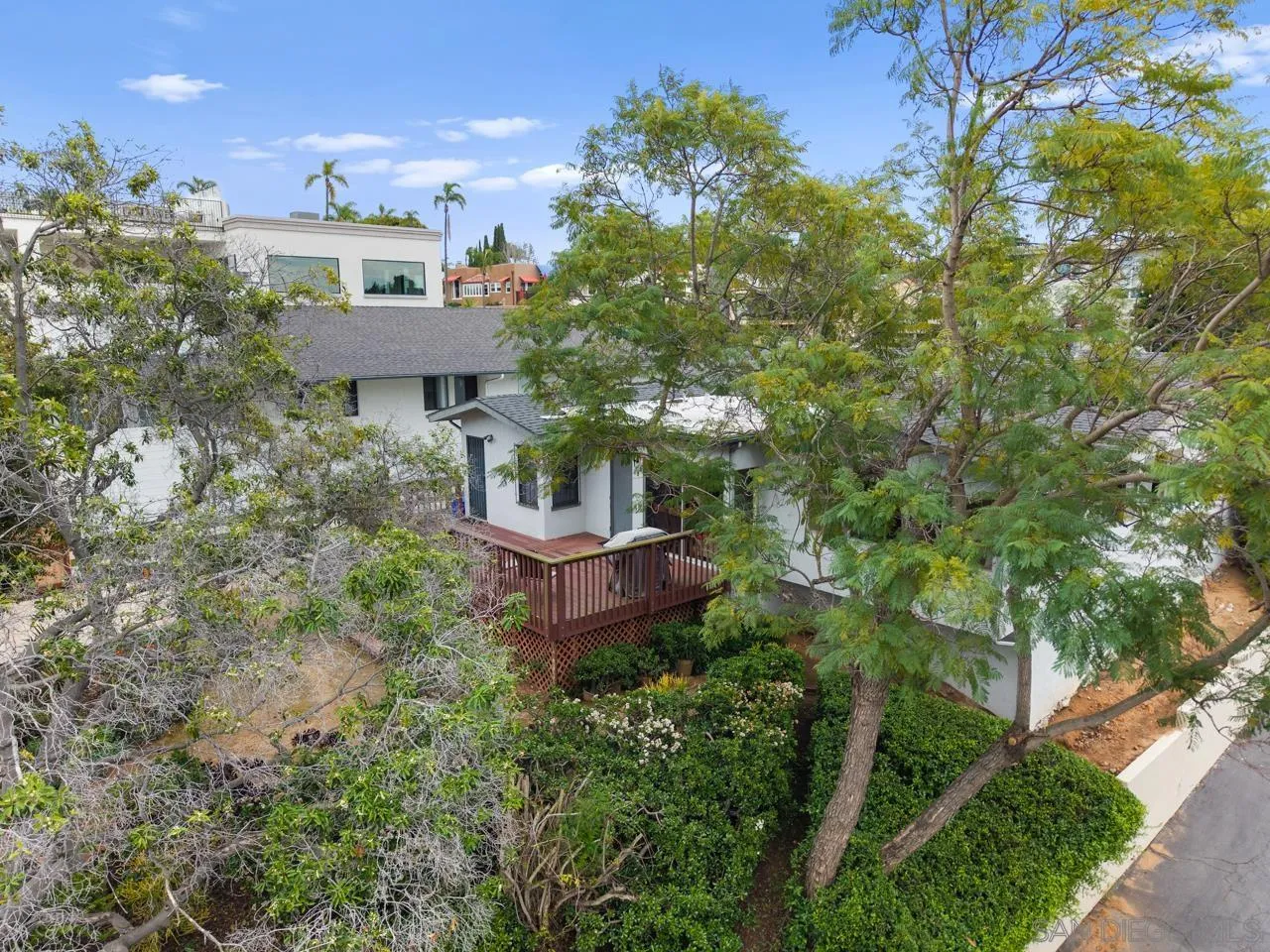 https://cdn.realtyfeed.com/cdn/127/260004121/afa202561f0865e3a0934eea6cc34eab.webp